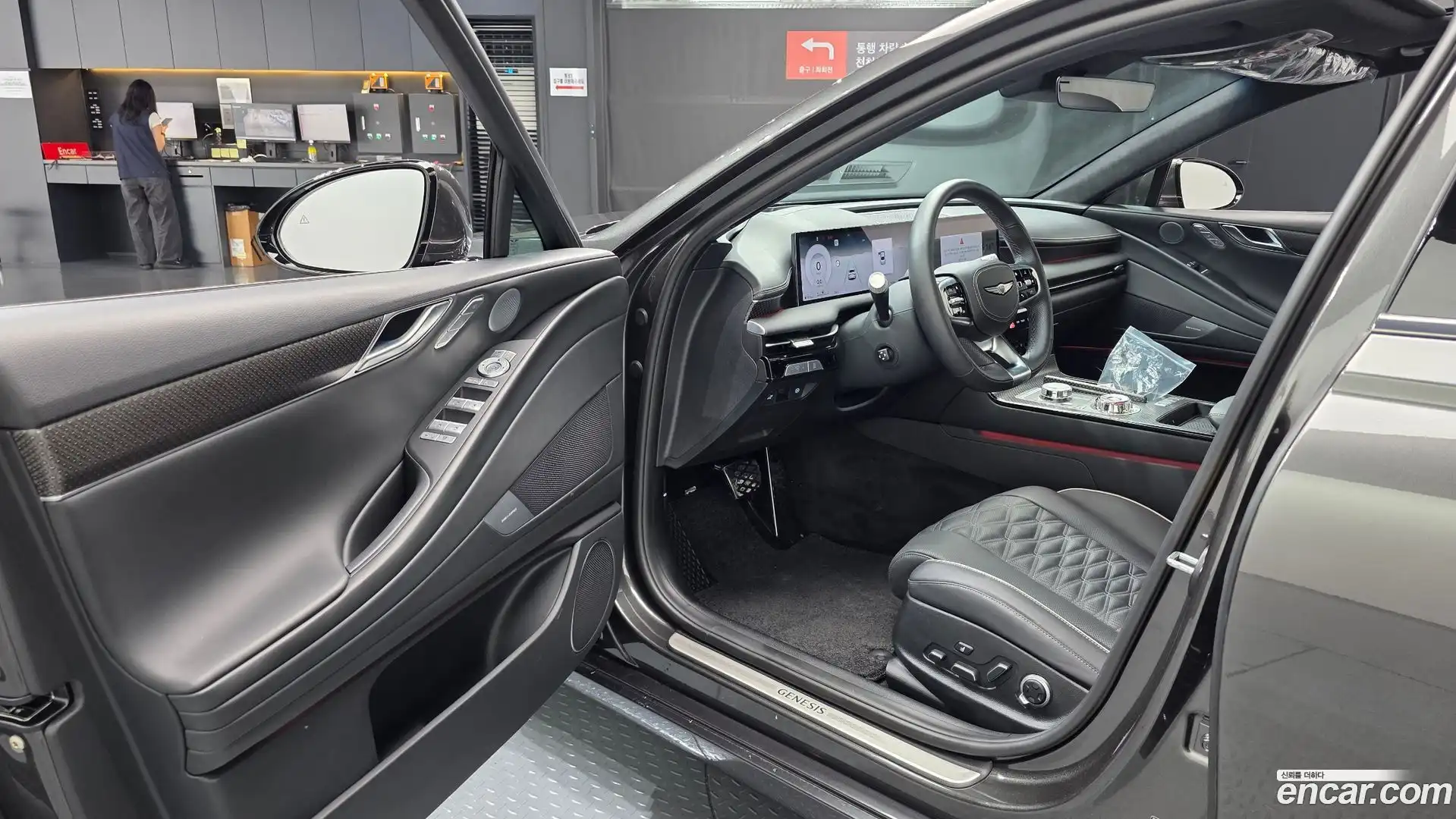 G80 Genesis 2025.3-INNER-010