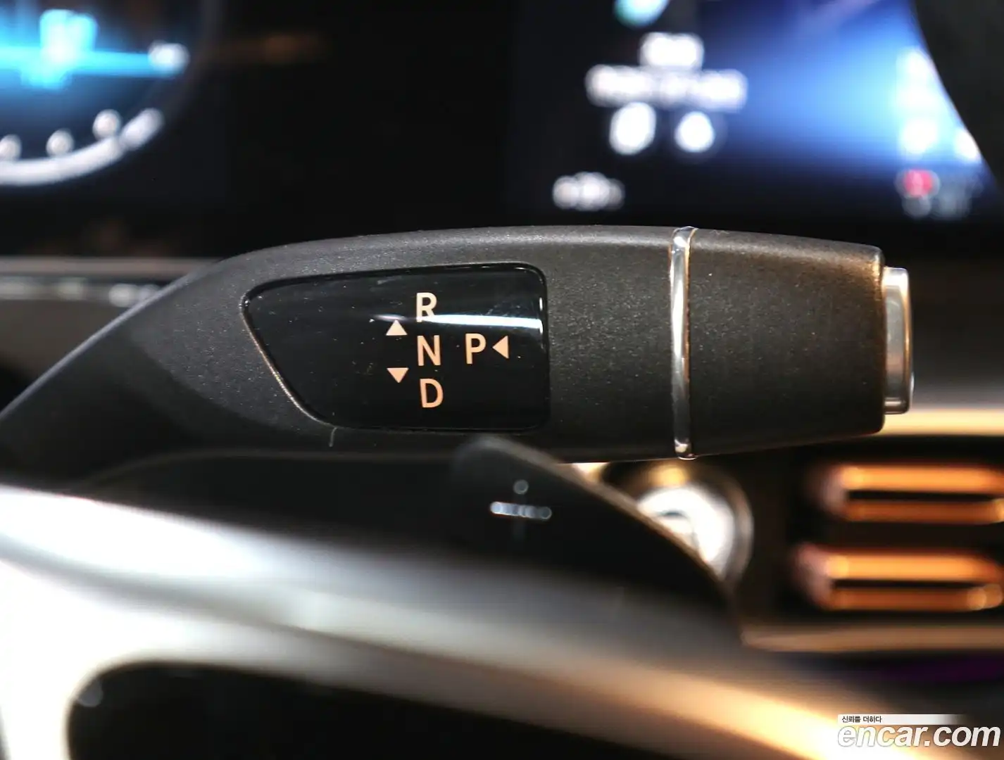 EQC Mercedes-Benz 2020.7-OPTION-019