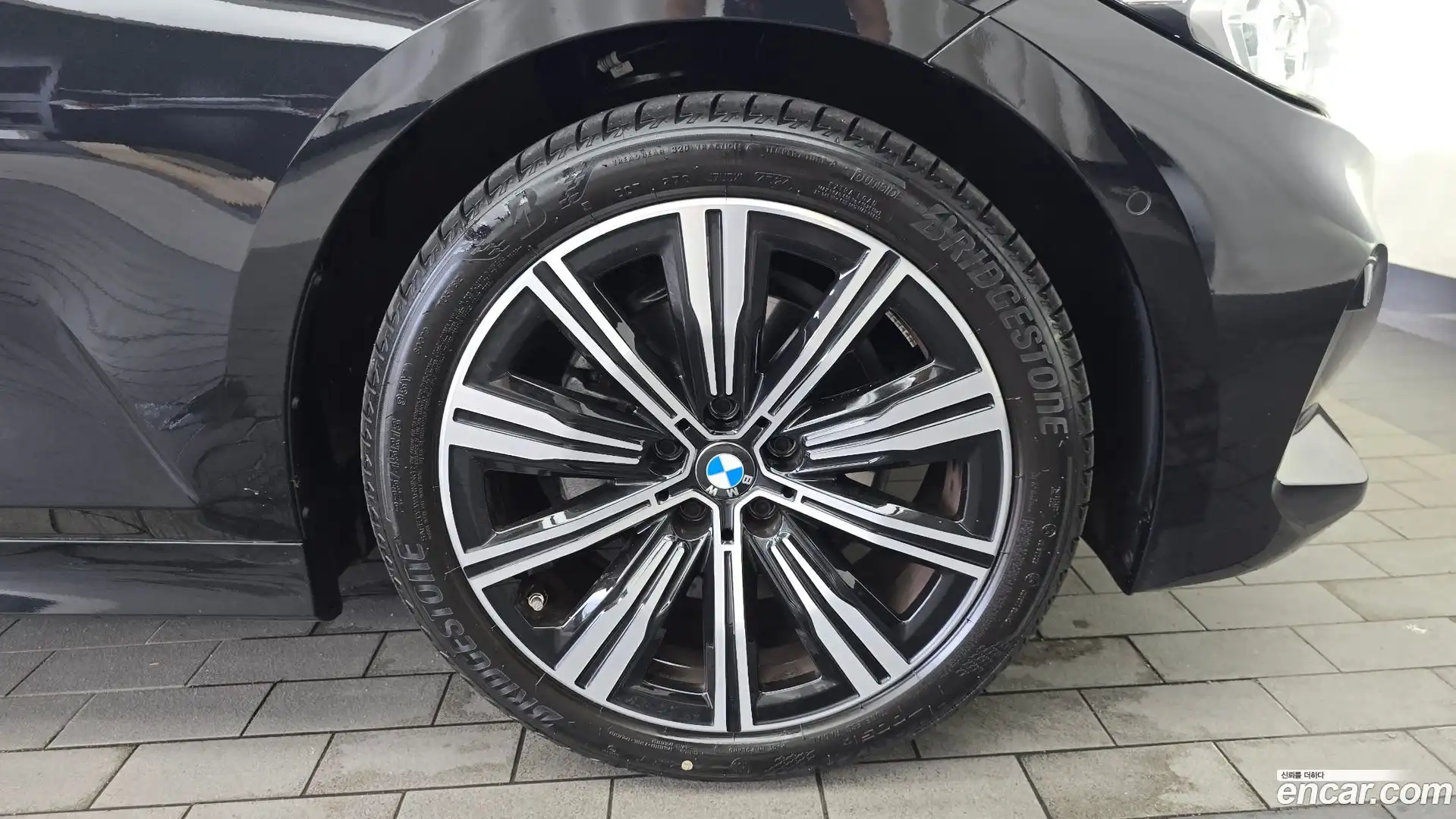 3-Series BMW 2025.4-OUTER-031