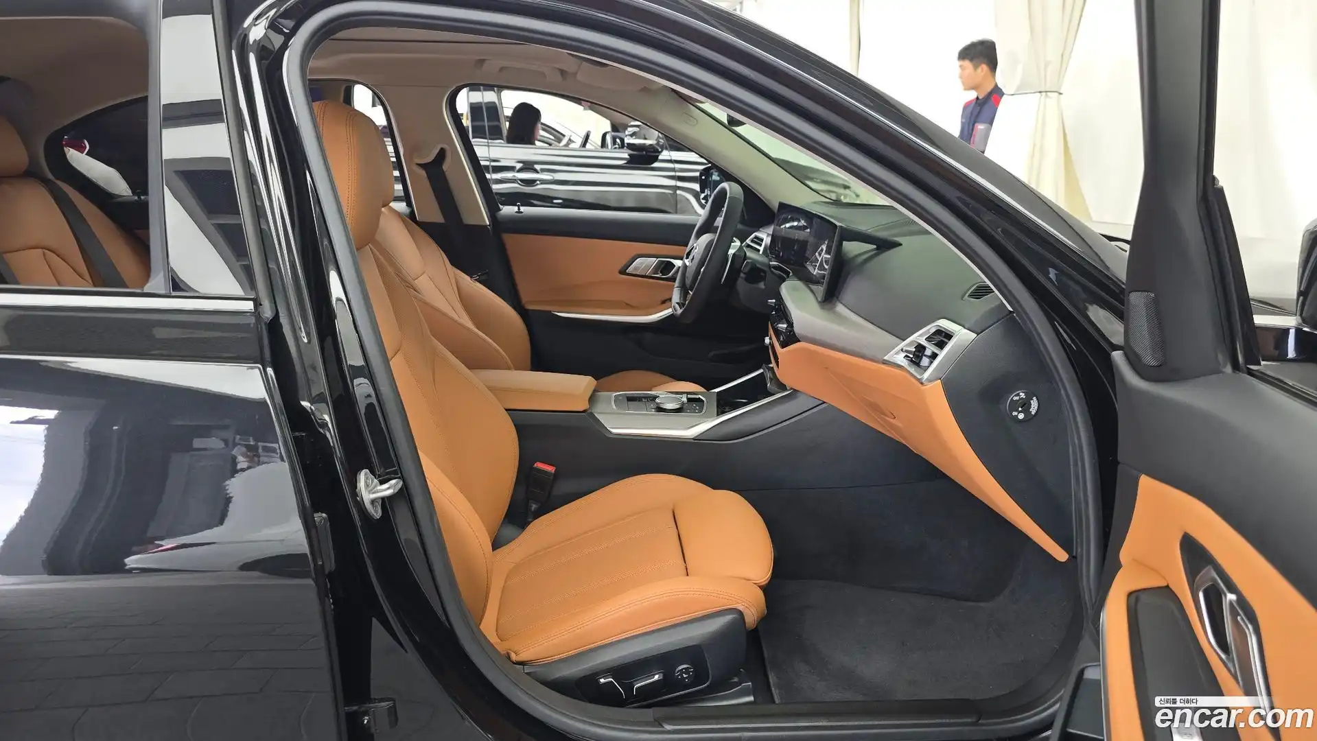 3-Series BMW 2025.4-INNER-036