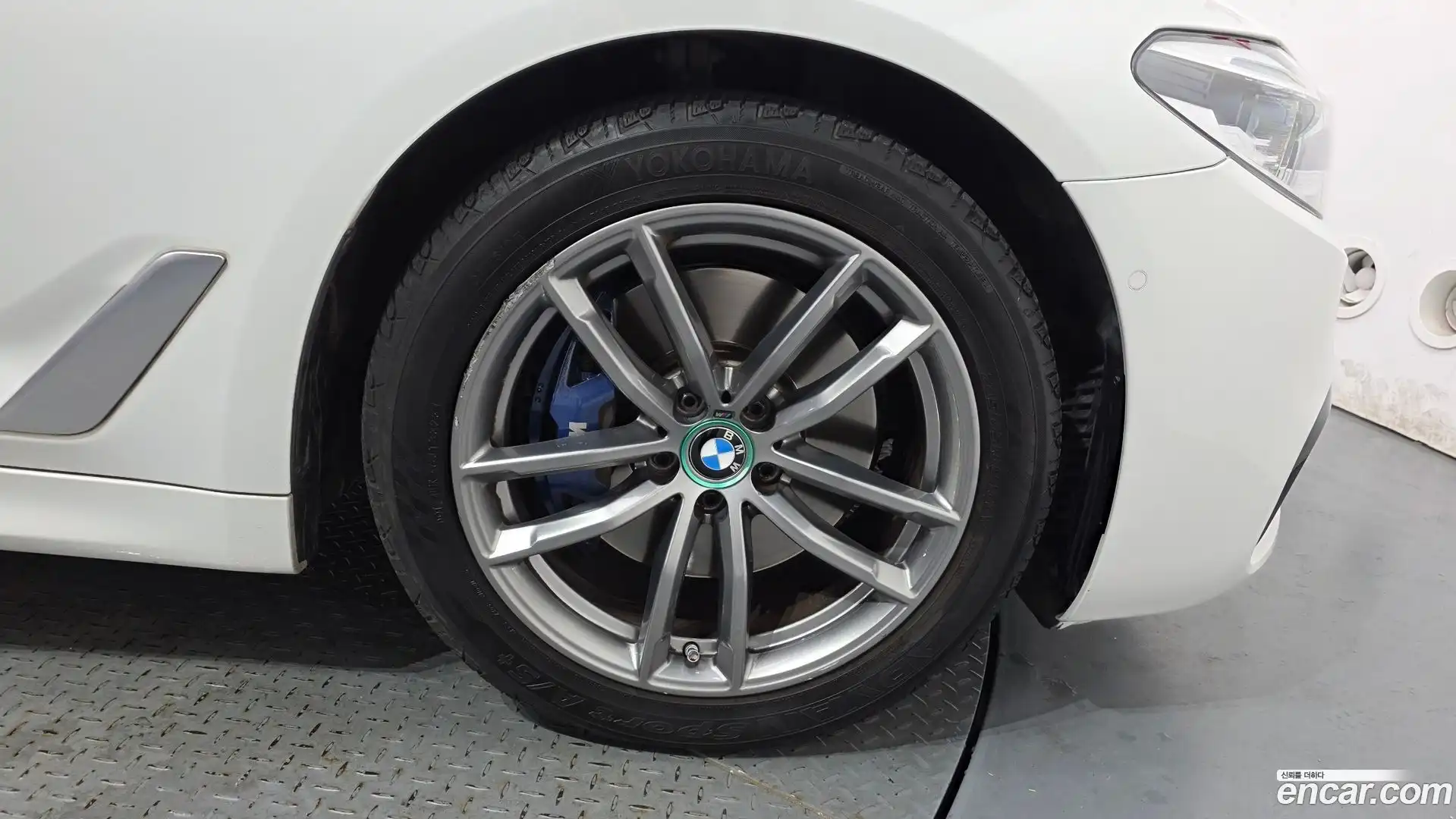 5-Series BMW 2017.10-OUTER-031