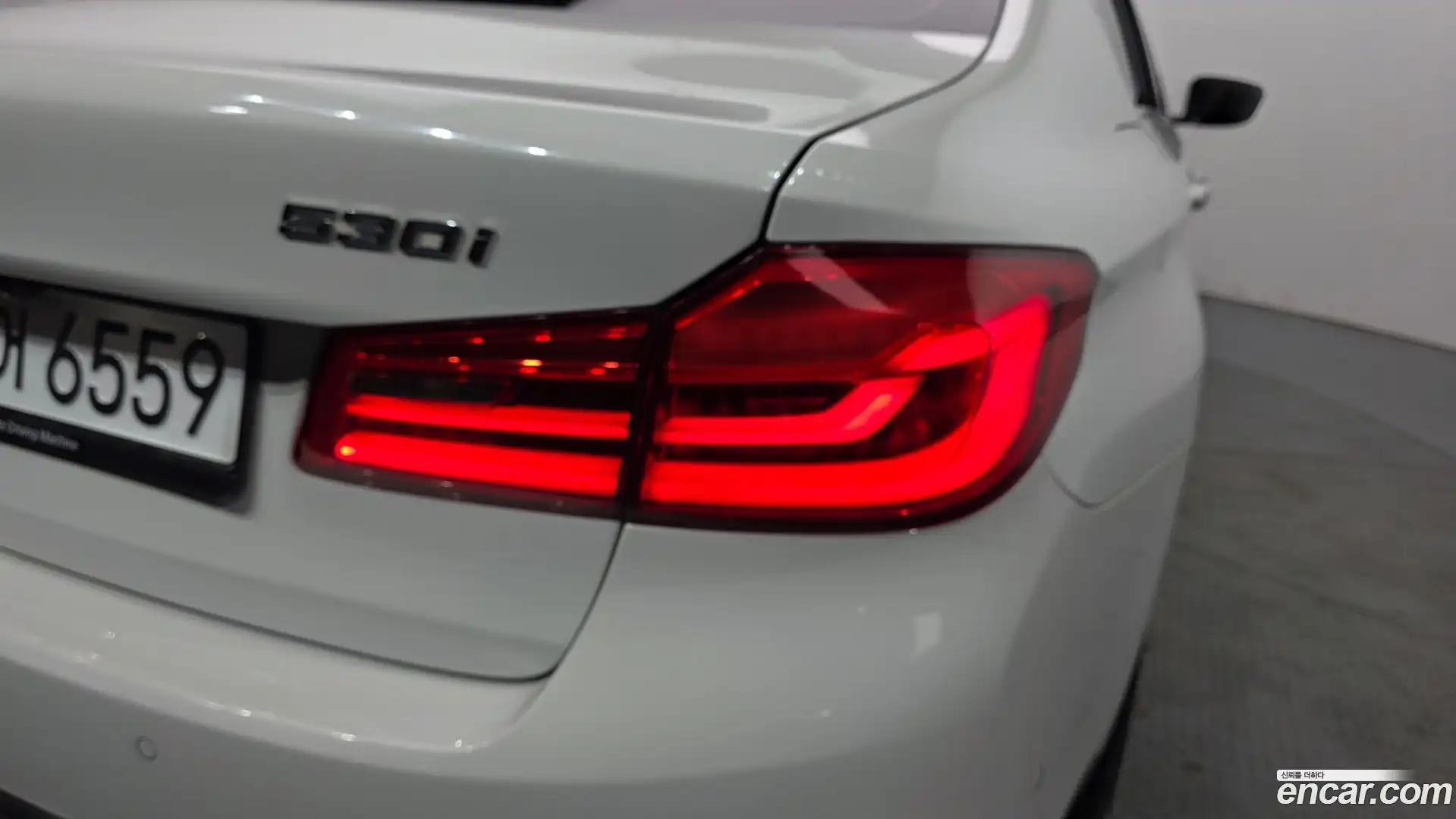 5-Series BMW 2017.10-OUTER-033