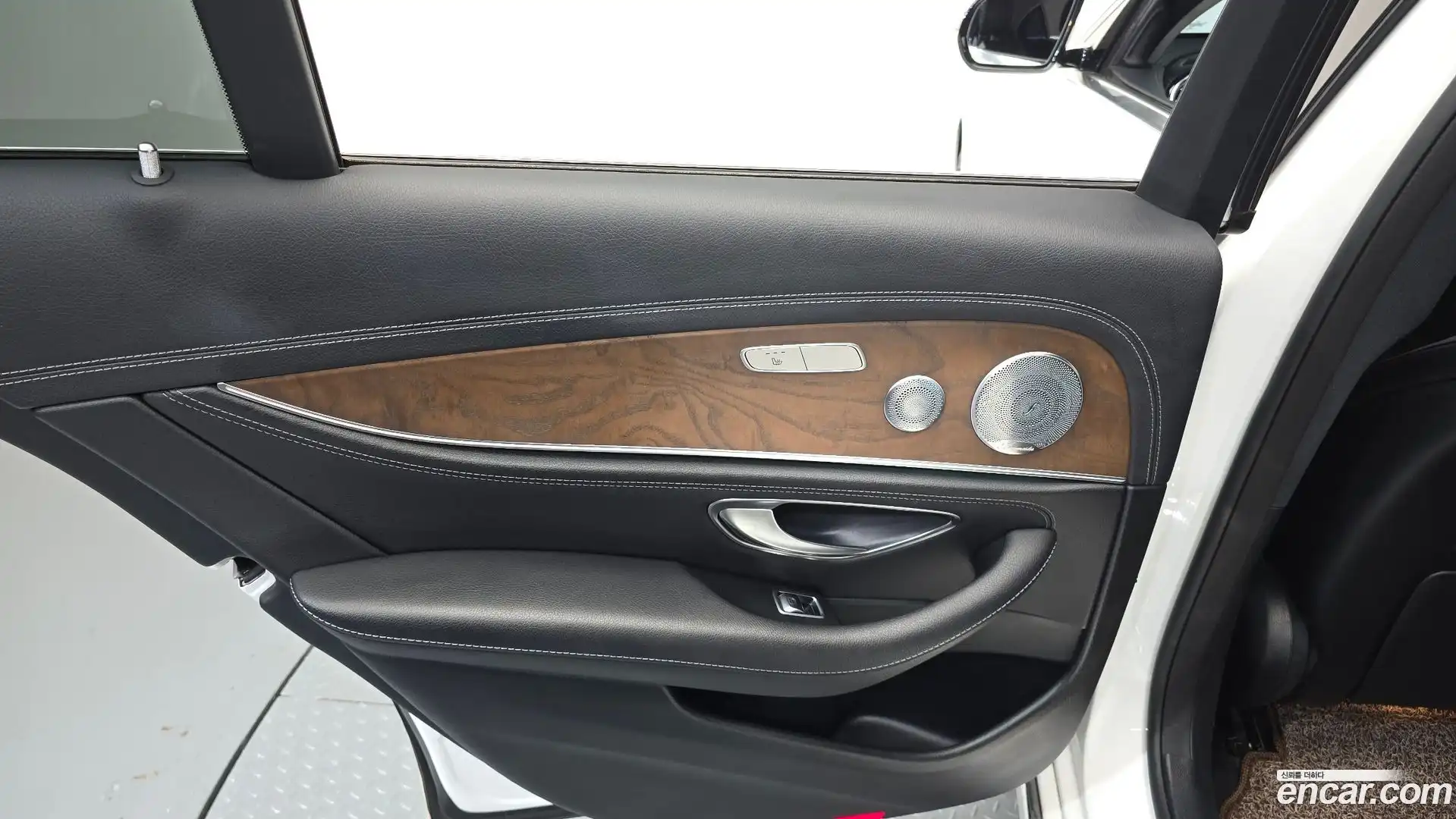 E-Class Mercedes-Benz 2018.7-INNER-035