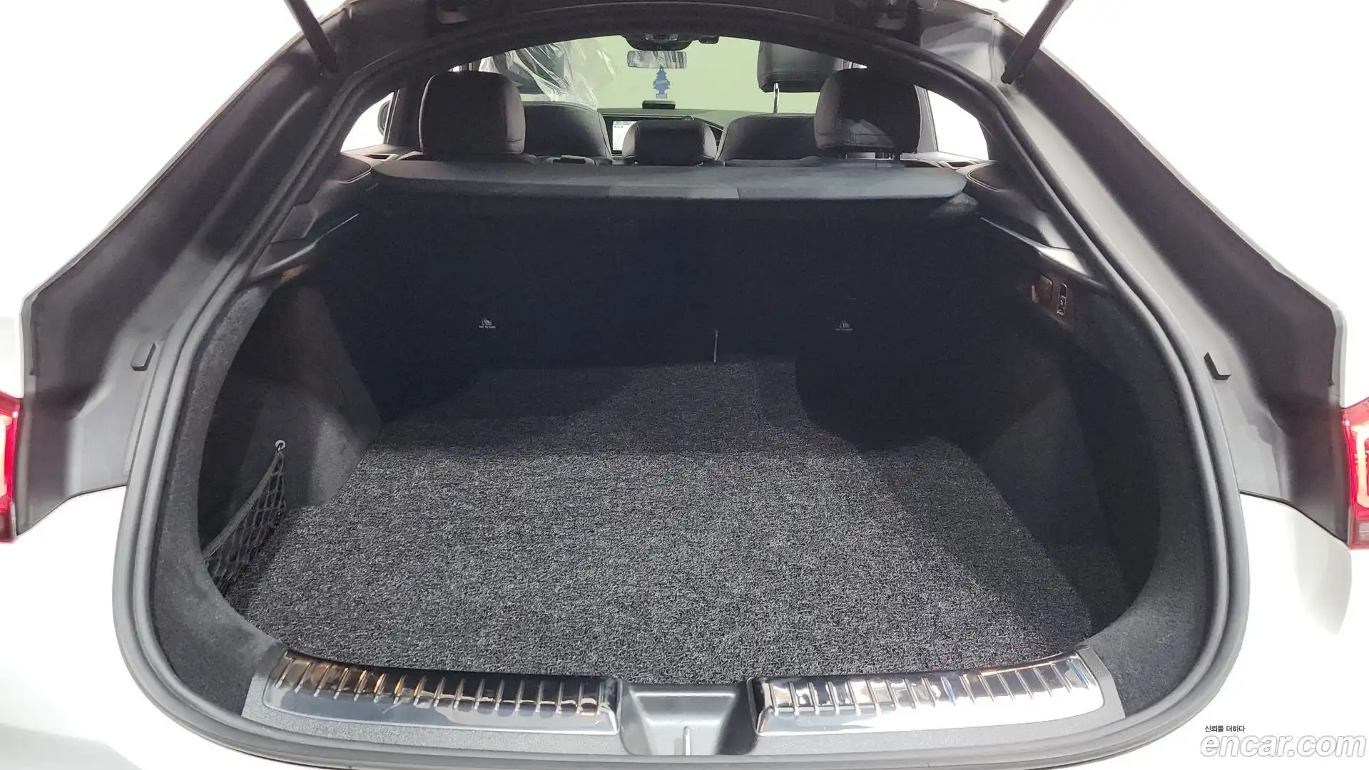 GLE-Class Mercedes-Benz 2021.1-OPTION-022