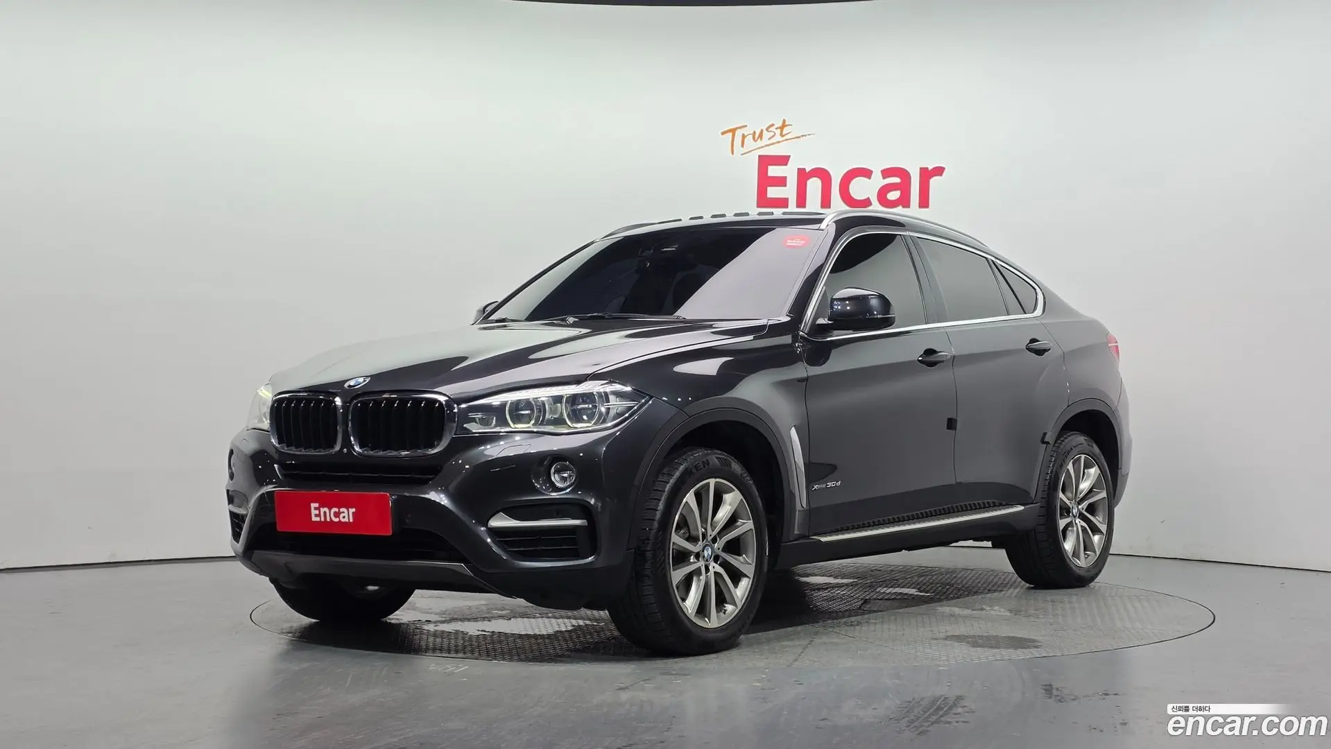 Main__Slider__Photo:X6 BMW 2015.6-0
