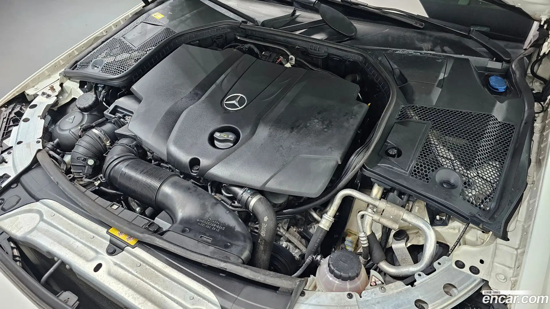 C-Class Mercedes-Benz 2015.11-OUTER-006