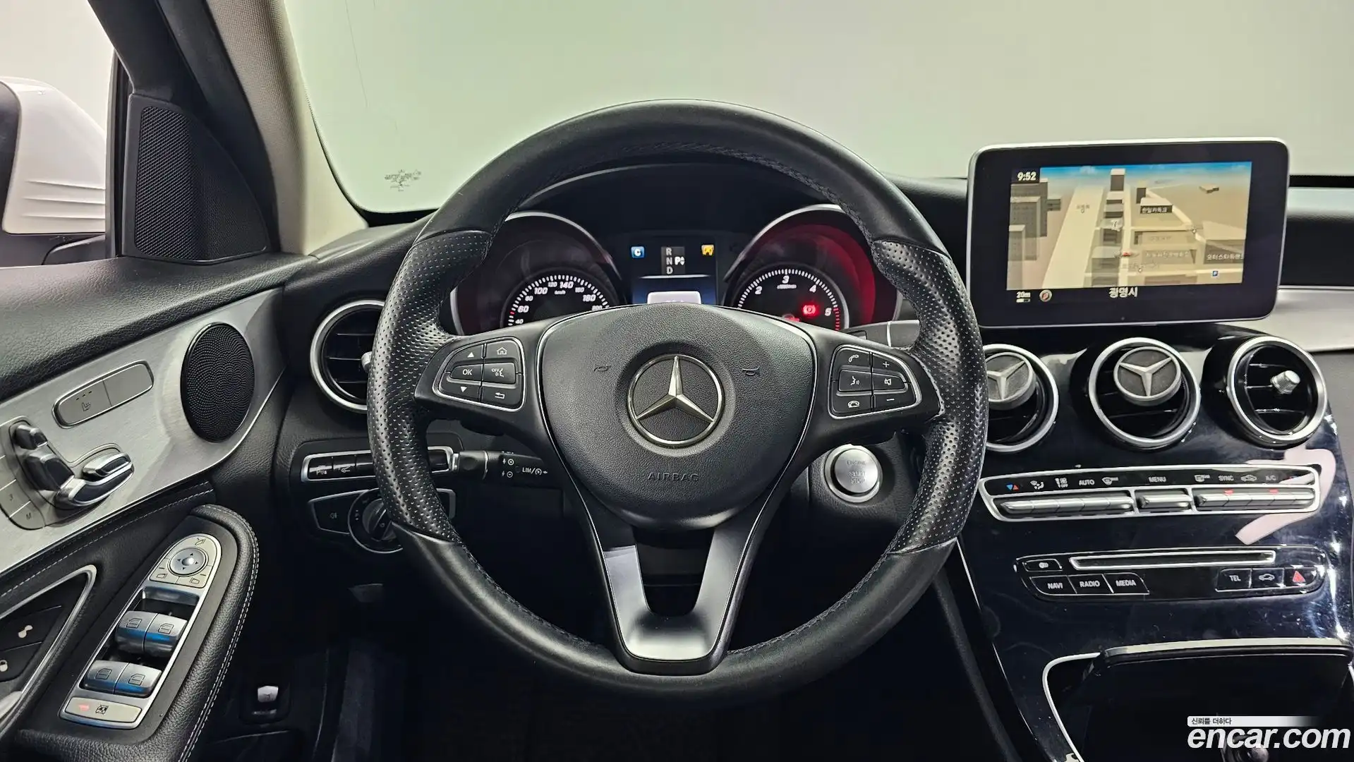 C-Class Mercedes-Benz 2015.11-OPTION-018