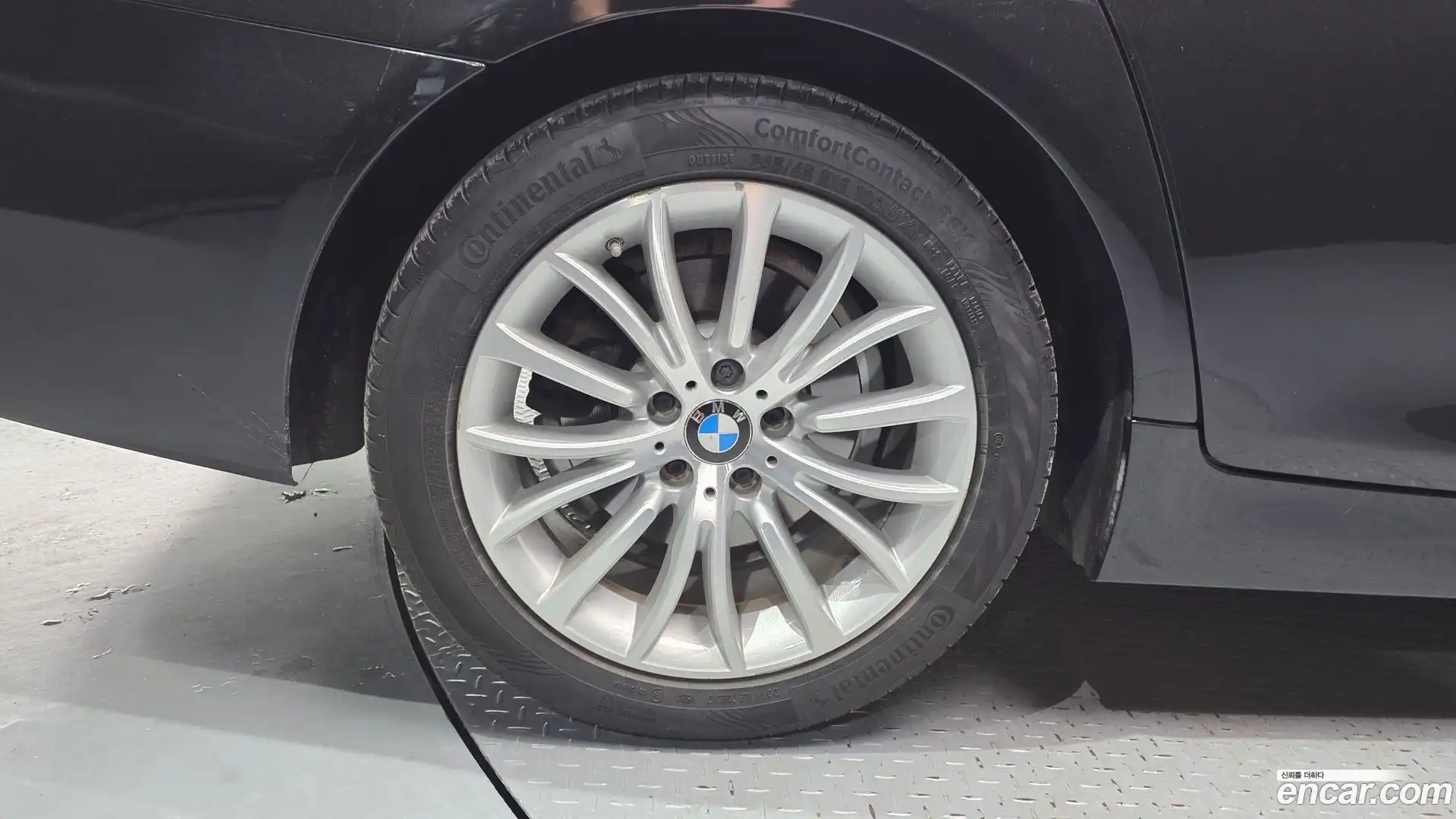 5-Series BMW 2015.8-OUTER-005