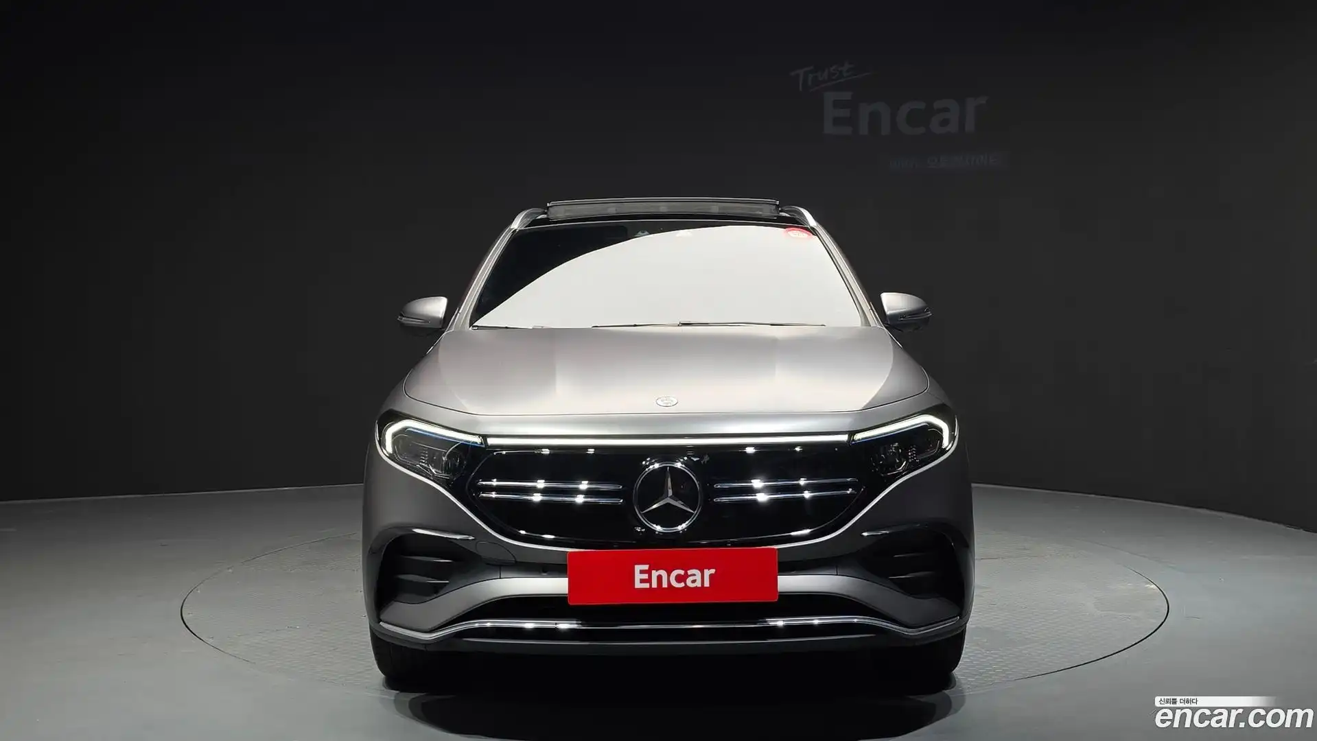 EQA Mercedes-Benz 2022.6-OUTER-003