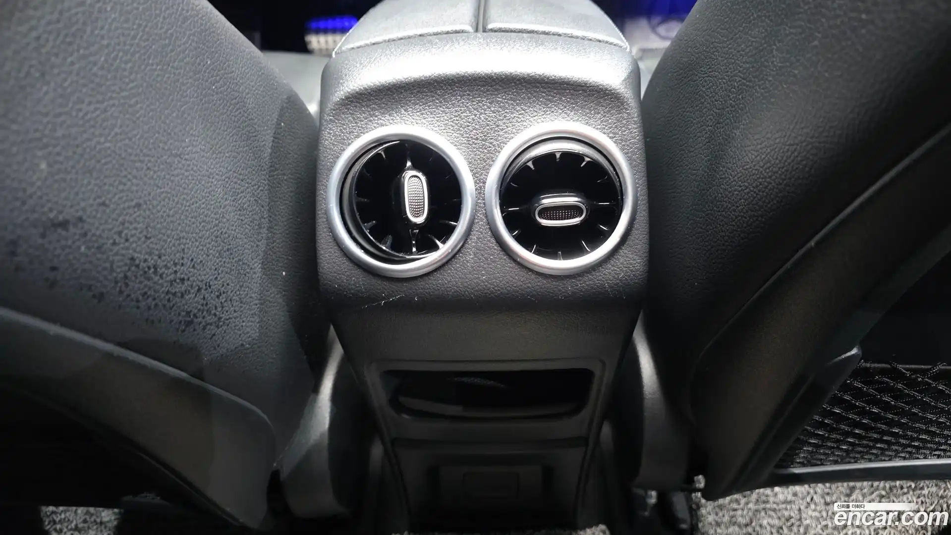 EQA Mercedes-Benz 2022.6-OPTION-045
