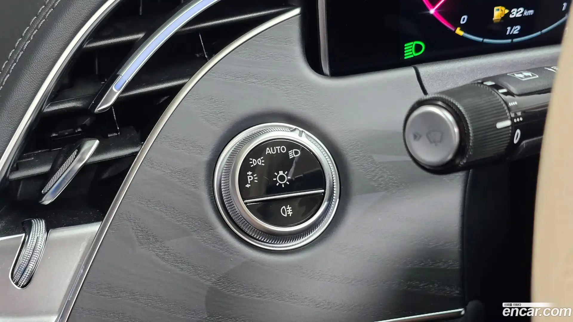 E-Class Mercedes-Benz 2024.11-OPTION-024