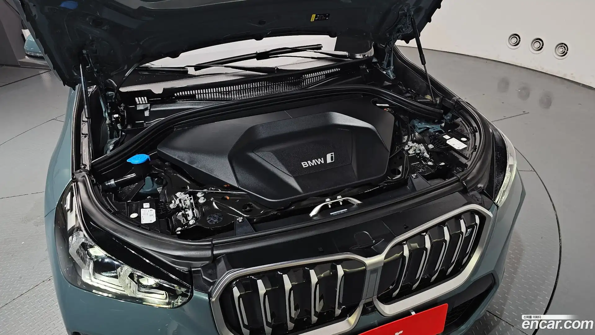 iX1 BMW 2023.9-OUTER-006