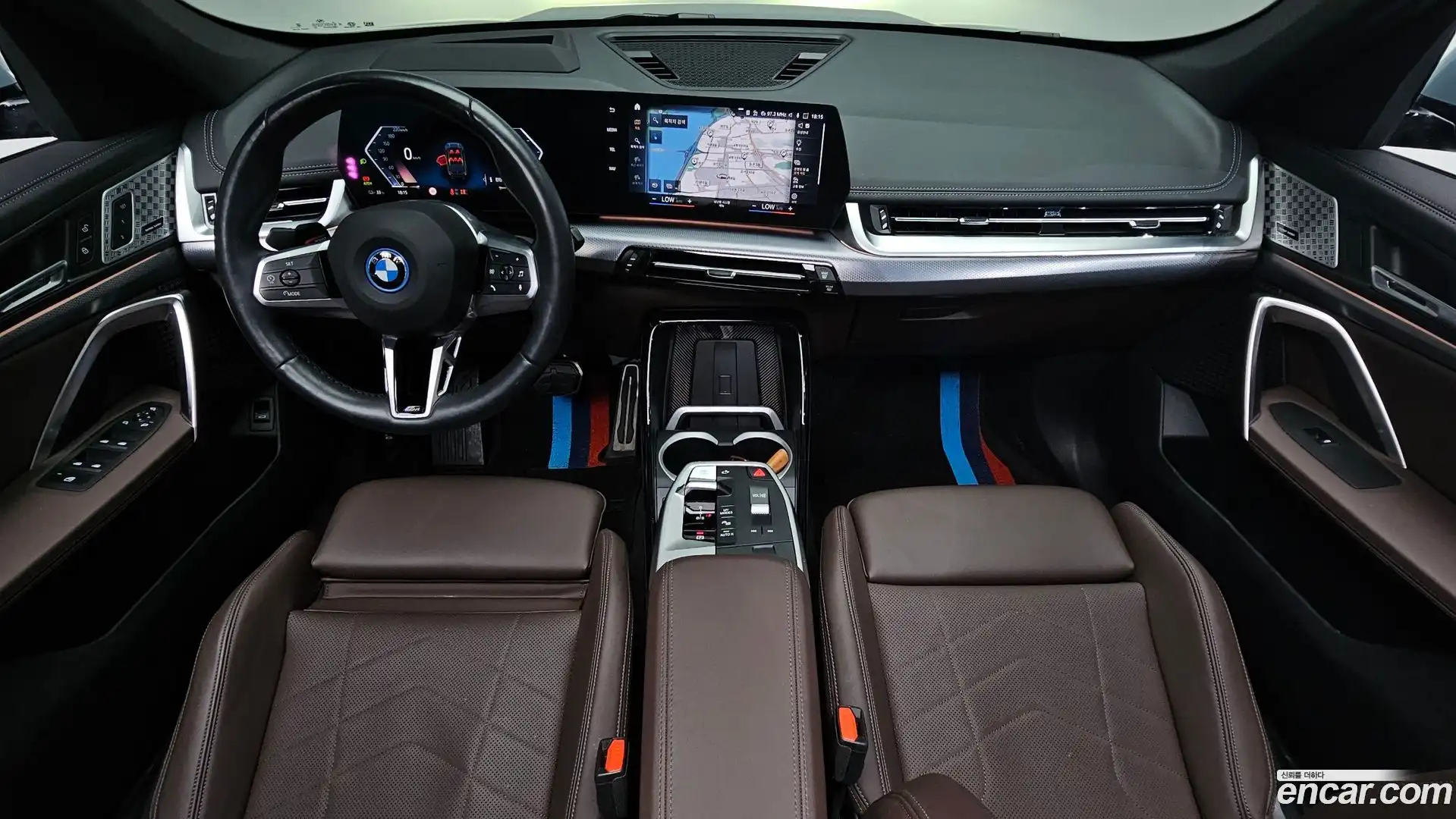 iX1 BMW 2023.9-INNER-007
