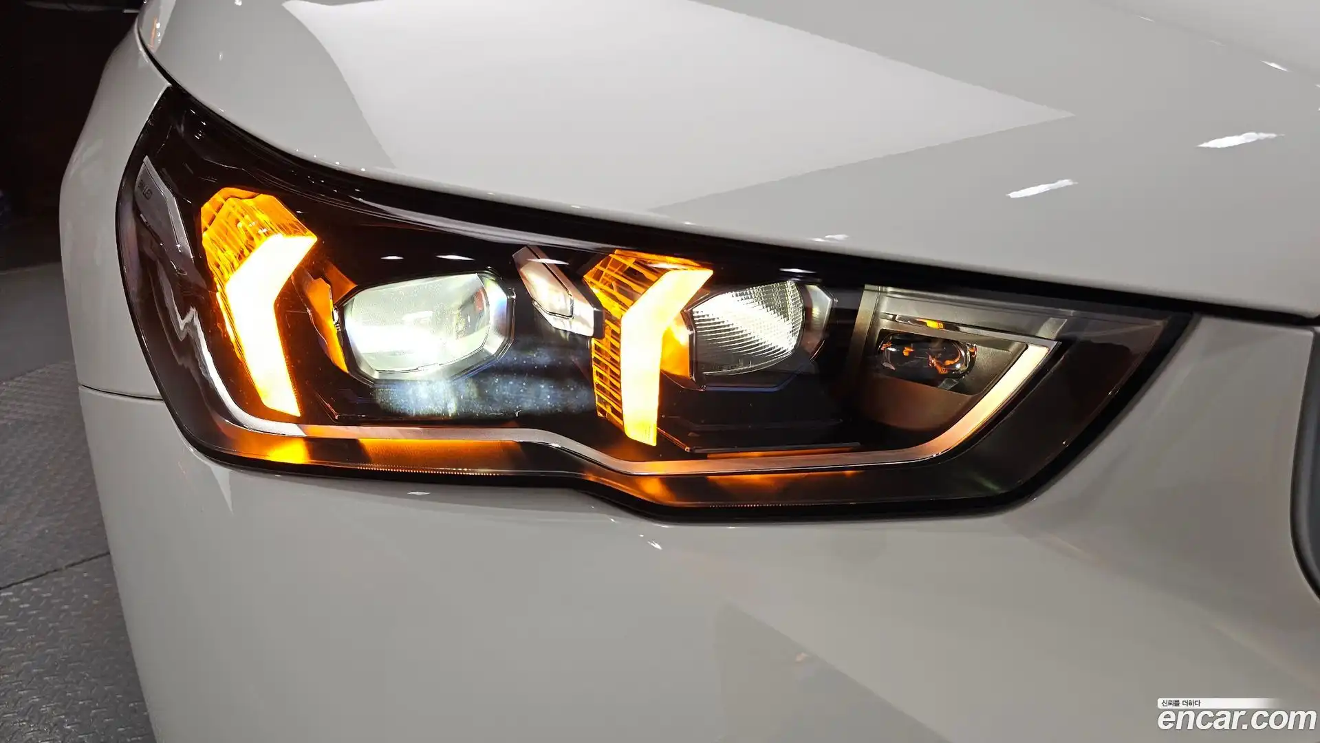 5-Series BMW 2024.8-OUTER-032