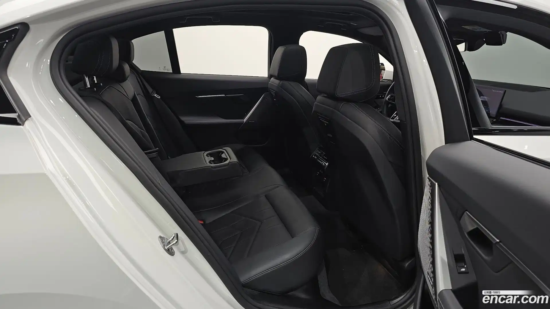 5-Series BMW 2024.8-INNER-036