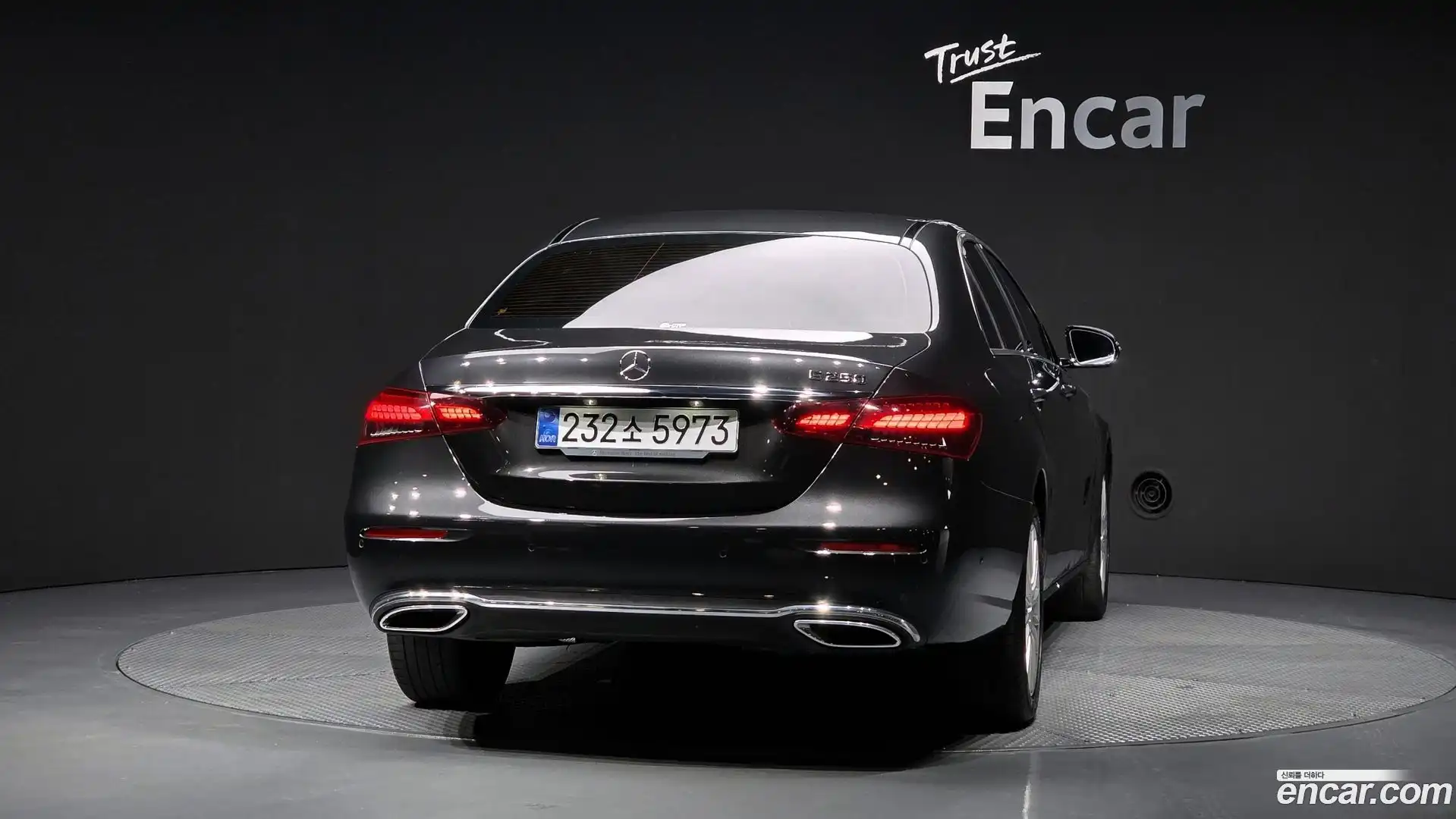 E-Class Mercedes-Benz 2022.10-OUTER-004