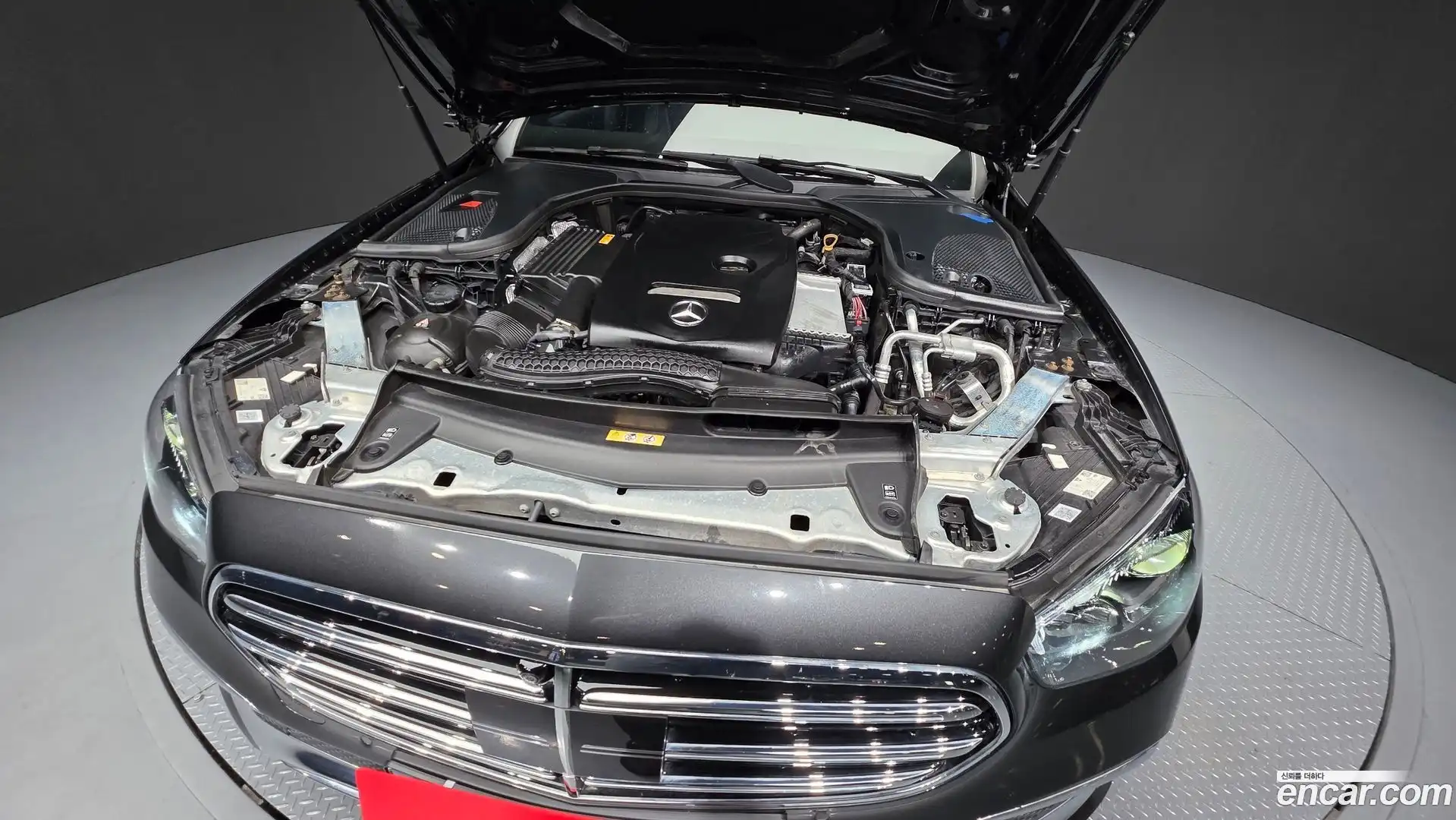 E-Class Mercedes-Benz 2022.10-OUTER-006