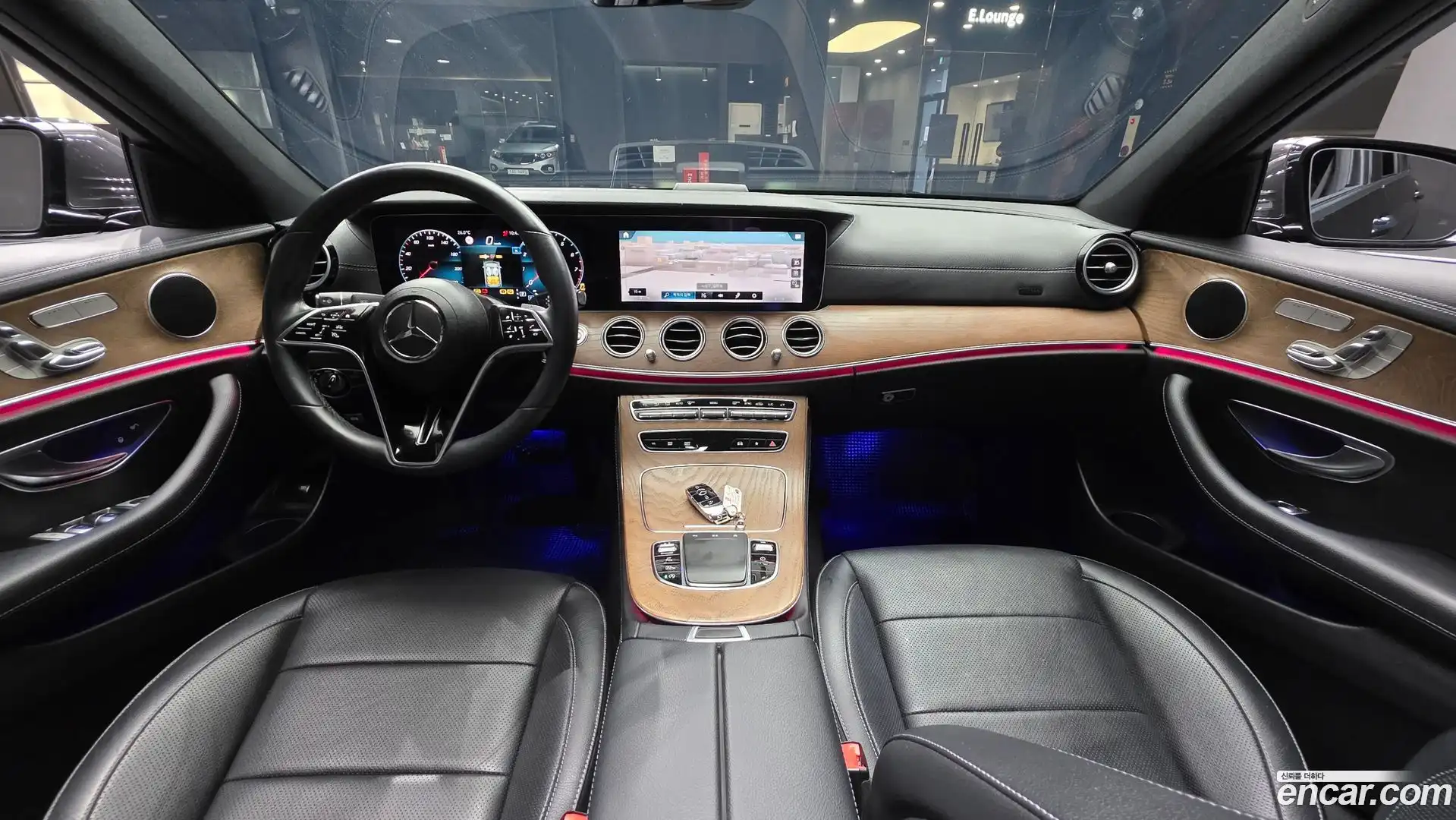 E-Class Mercedes-Benz 2022.10-INNER-007