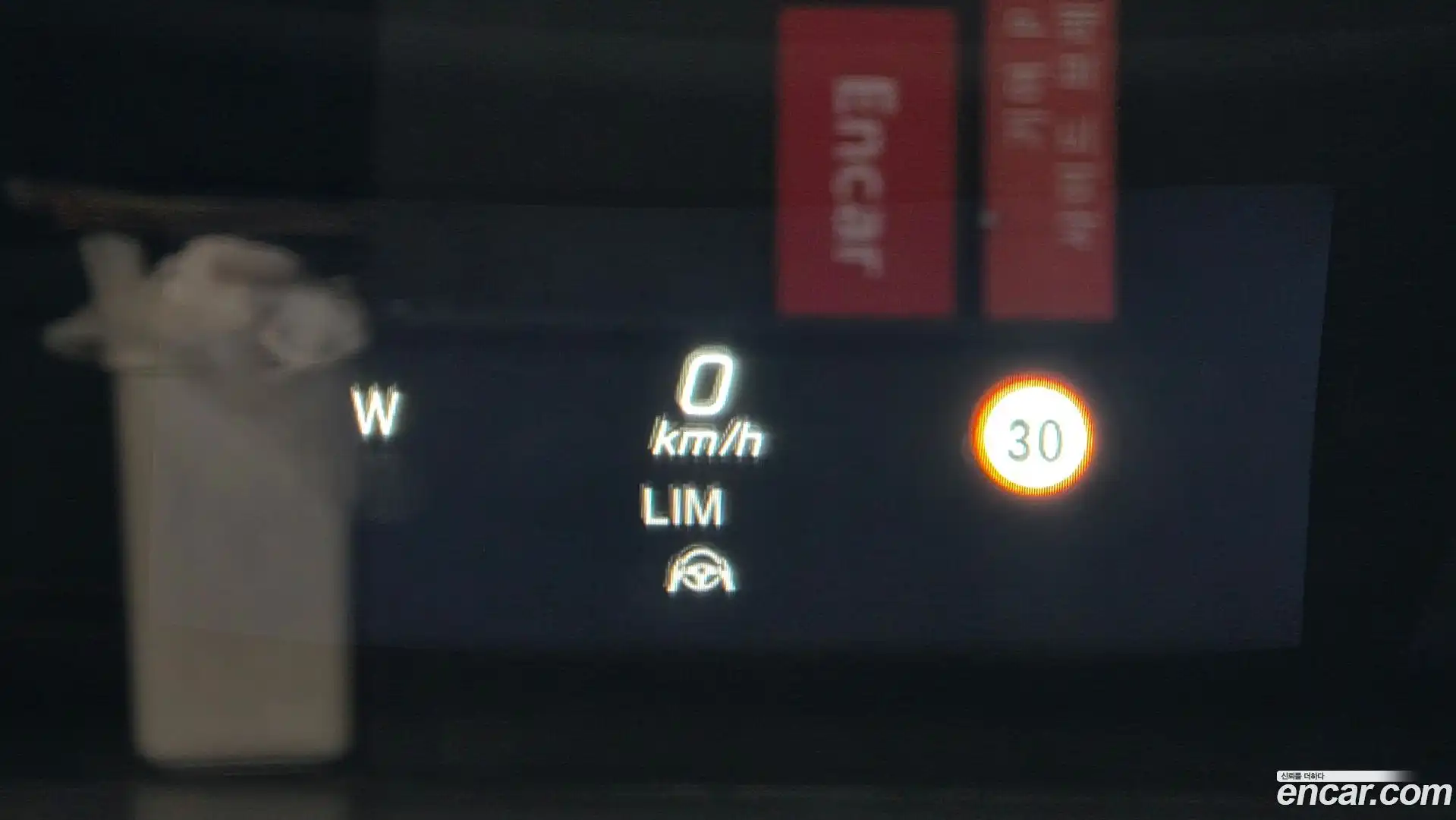E-Class Mercedes-Benz 2022.10-OPTION-020
