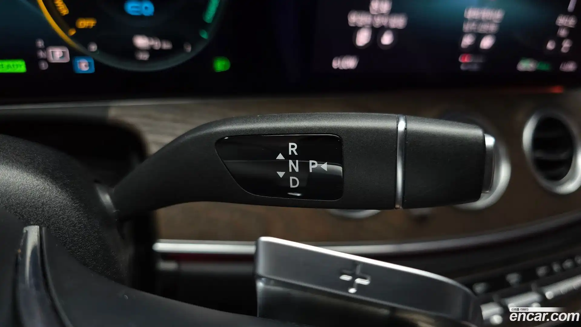 E-Class Mercedes-Benz 2021.0-INNER-009