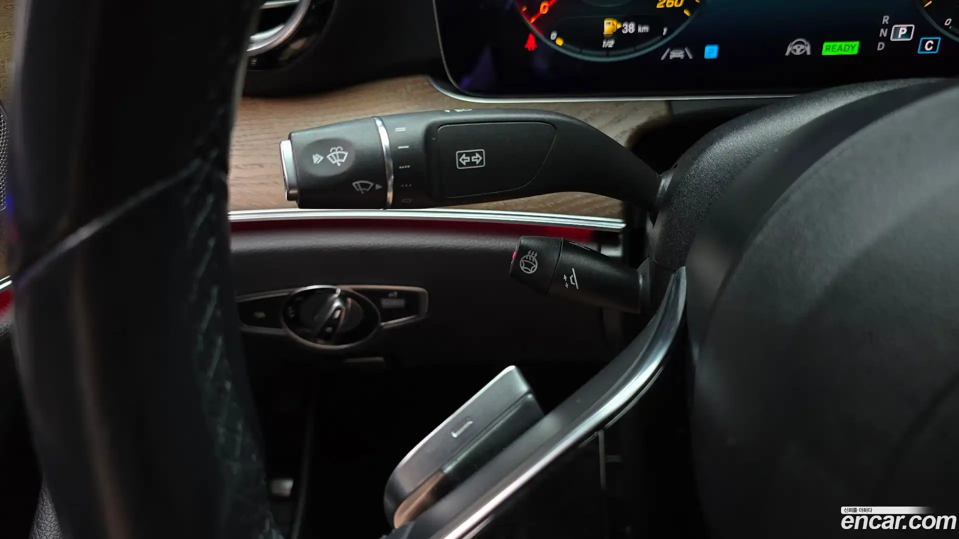 E-Class Mercedes-Benz 2021.0-OPTION-043