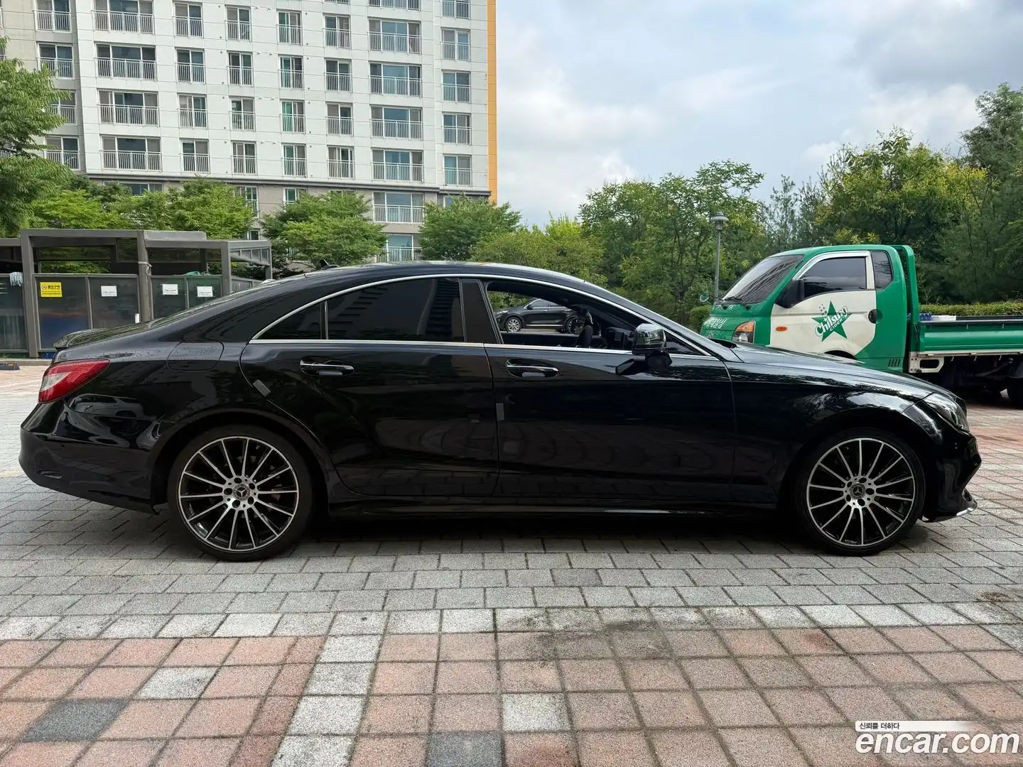 CLS-Class Mercedes-Benz 2017.8-OUTER-004