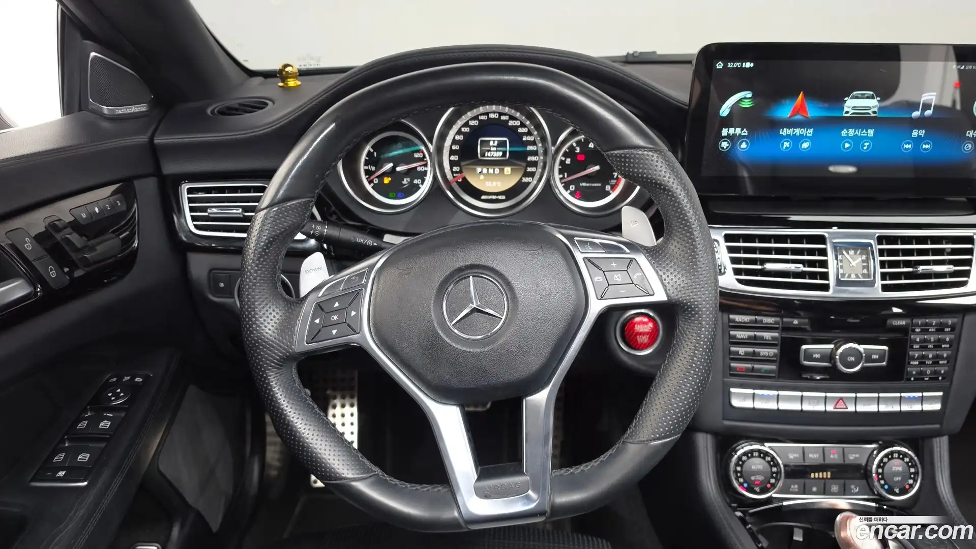 CLS-Class Mercedes-Benz 2012.2-OPTION-017