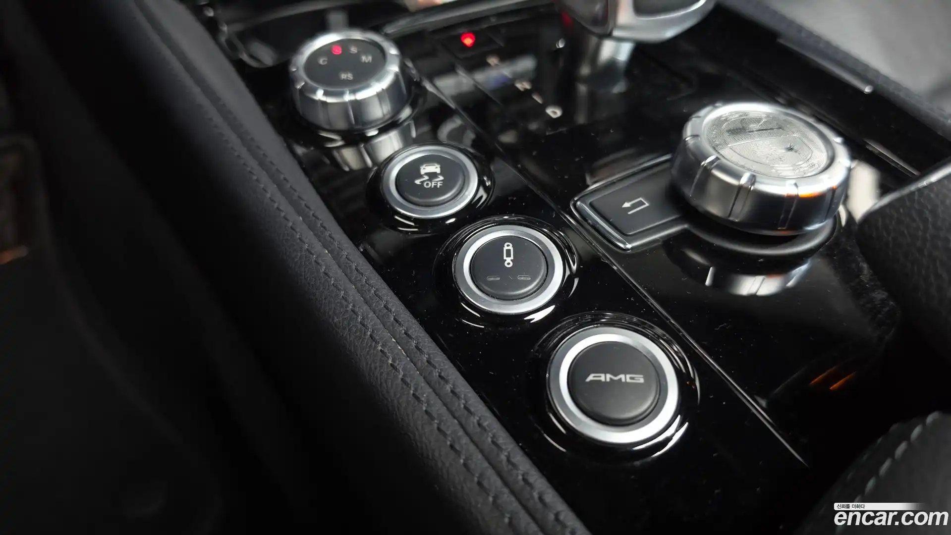 CLS-Class Mercedes-Benz 2012.2-OPTION-020