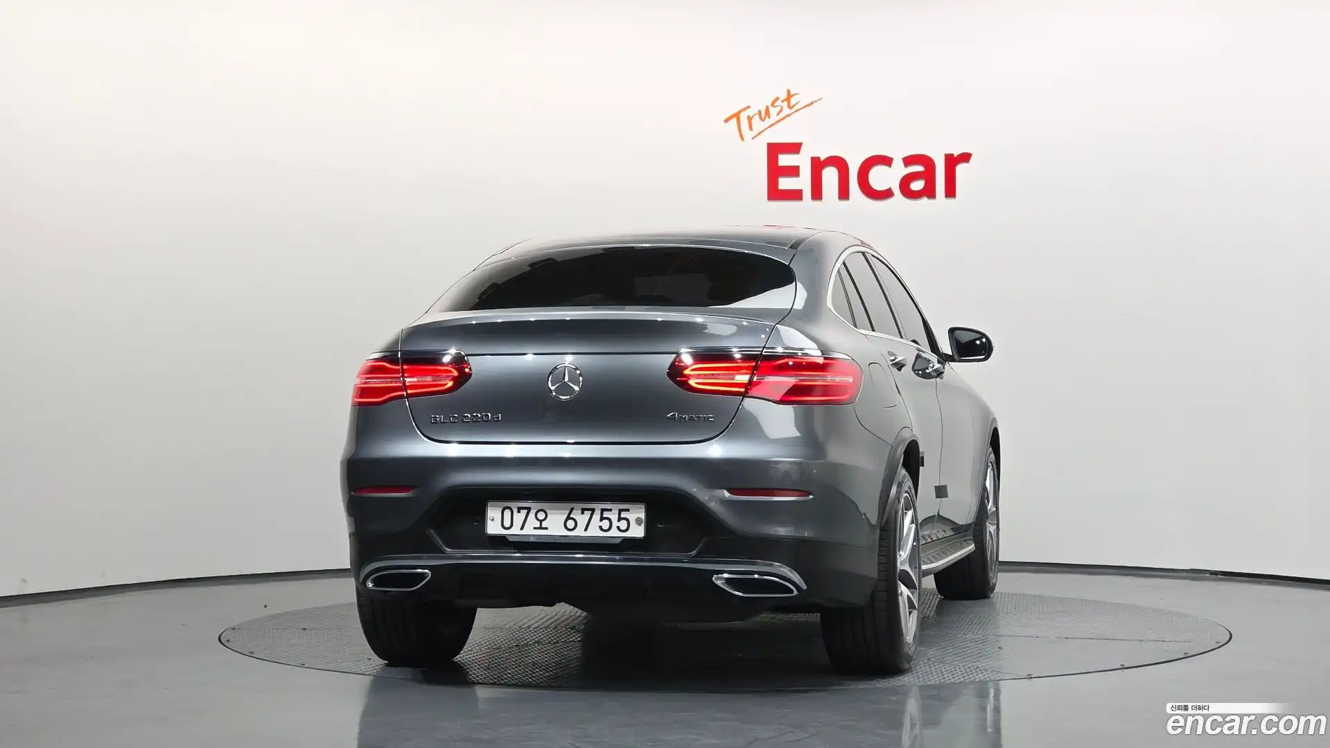 GLC-Class Mercedes-Benz 2017.7-OUTER-004