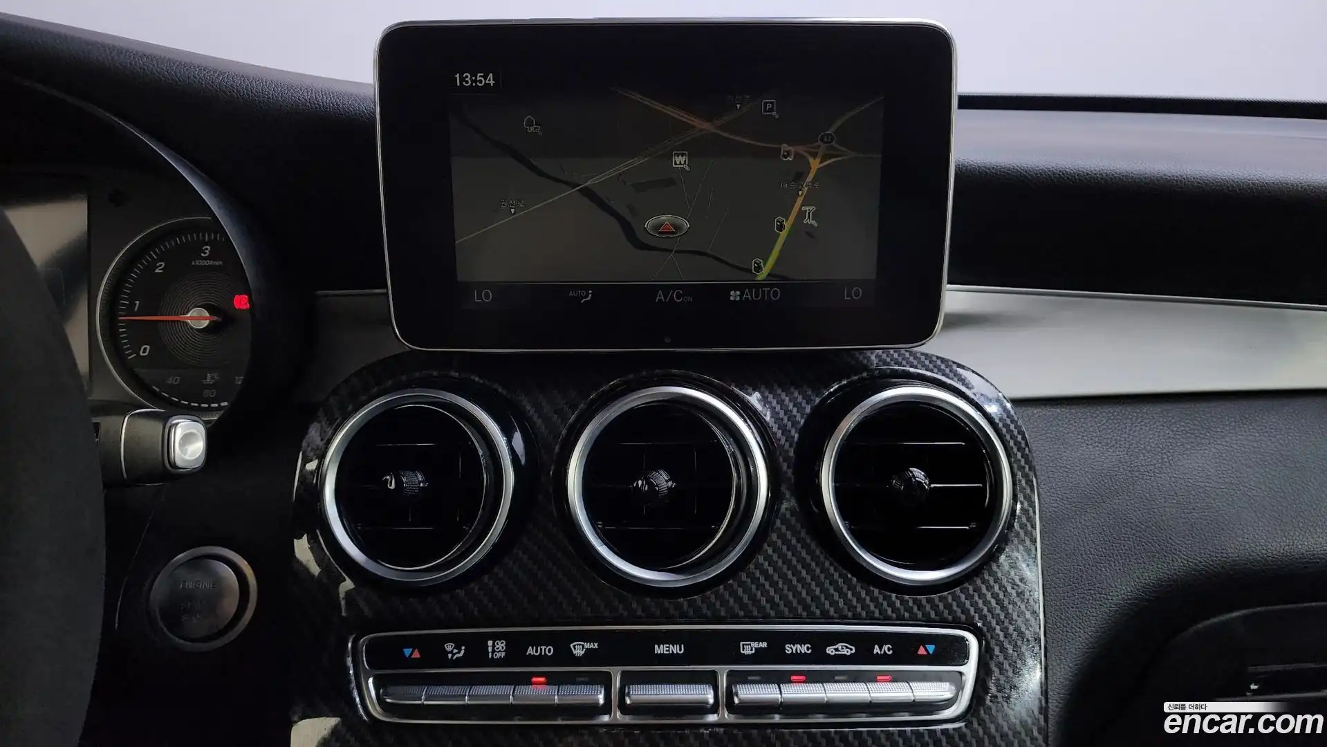 GLC-Class Mercedes-Benz 2017.7-OPTION-016