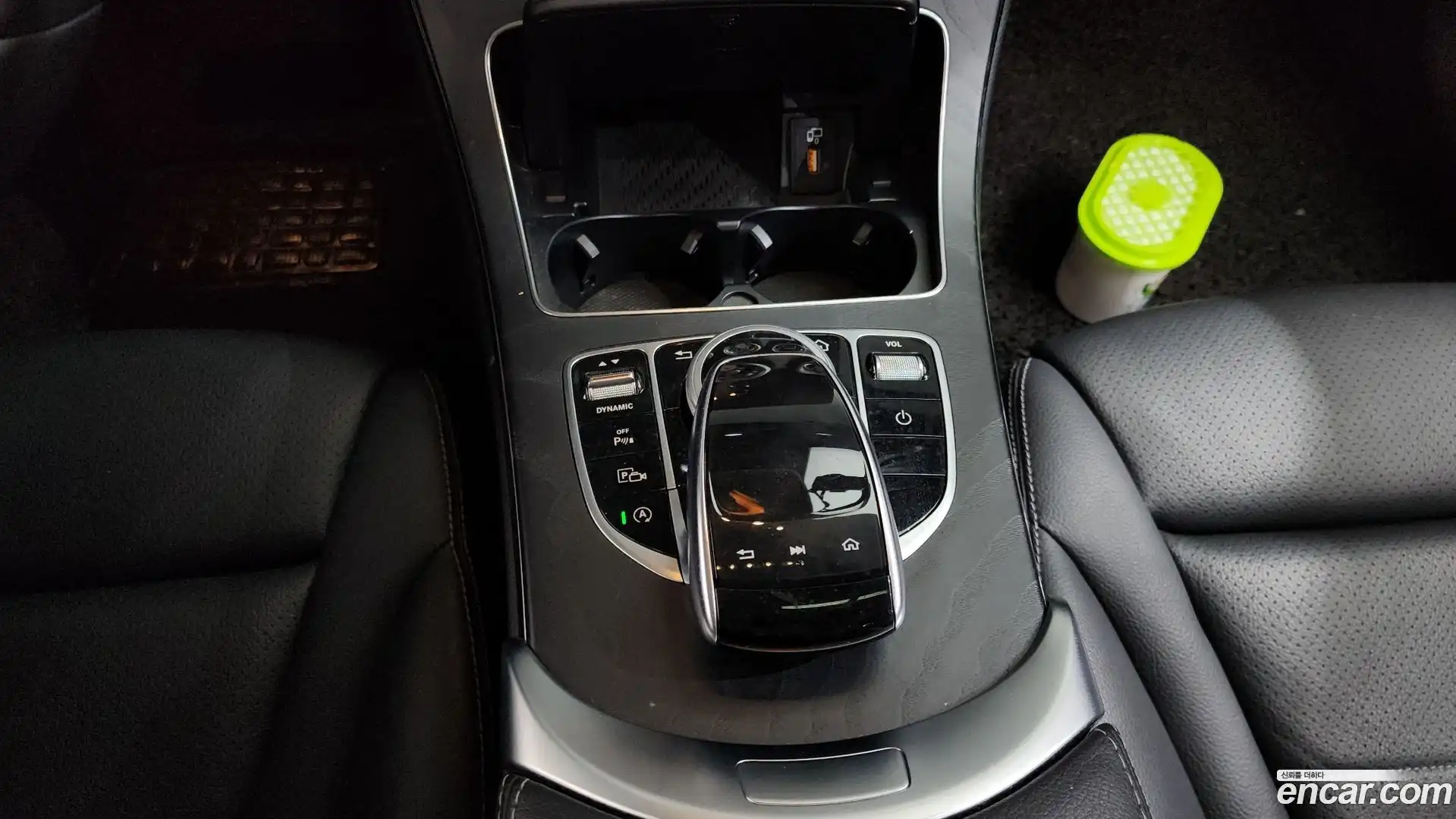 C-Class Mercedes-Benz 2019.9-INNER-009
