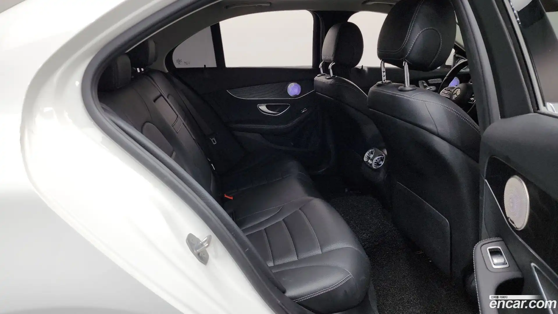 C-Class Mercedes-Benz 2019.9-OPTION-016