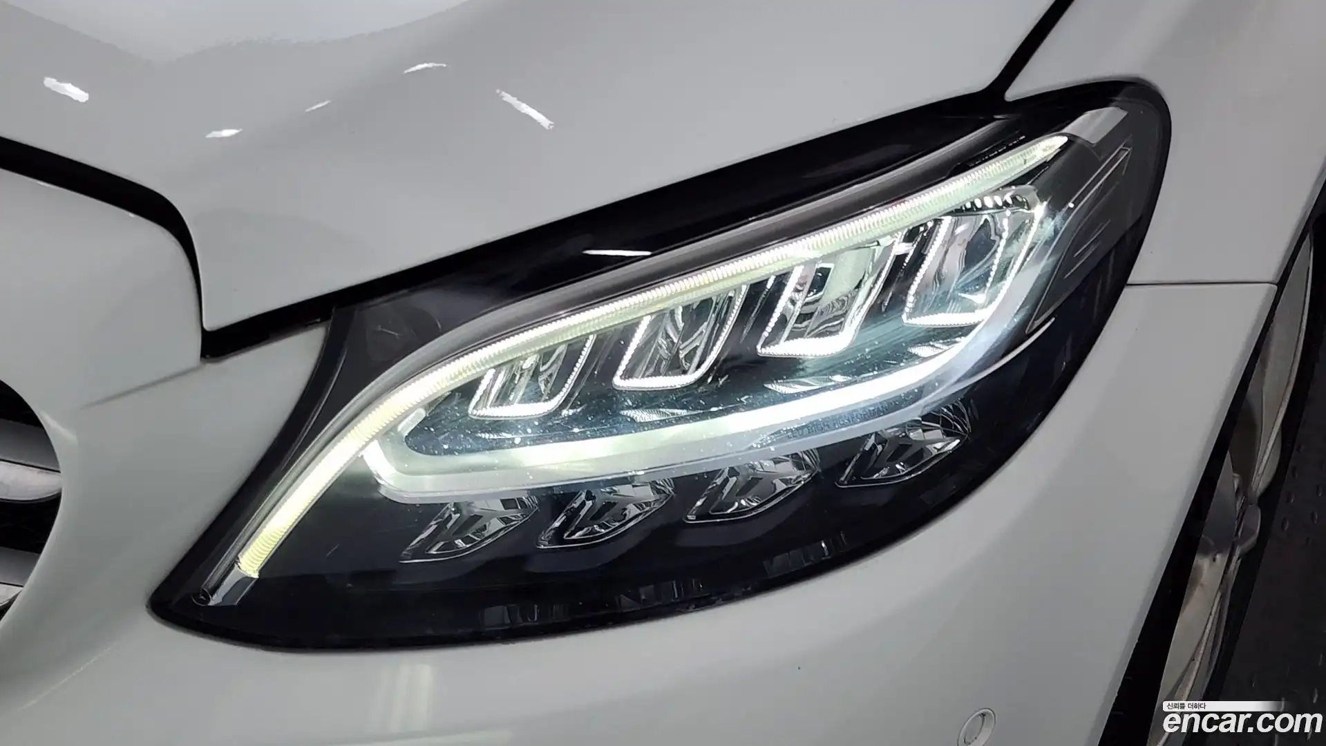 C-Class Mercedes-Benz 2019.9-OUTER-032
