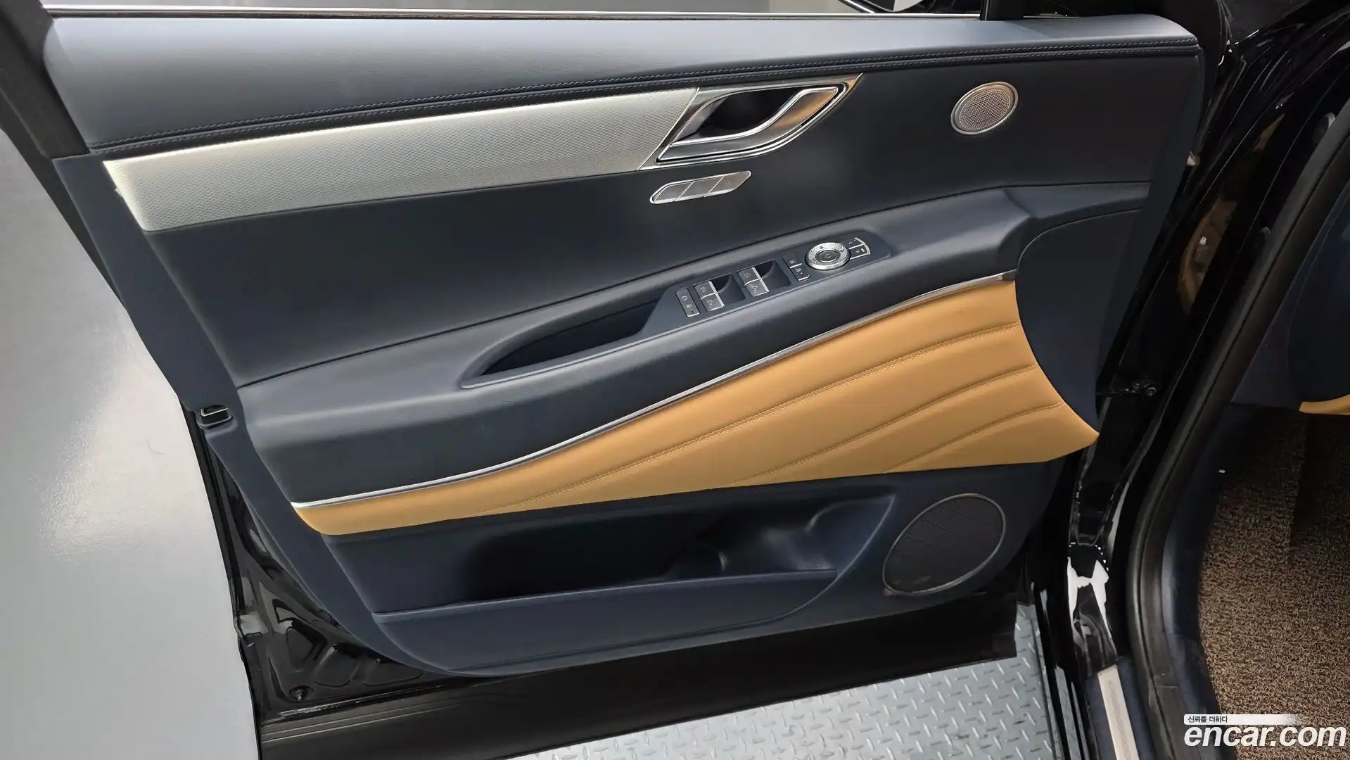 GV80 Genesis 2023.3-INNER-034