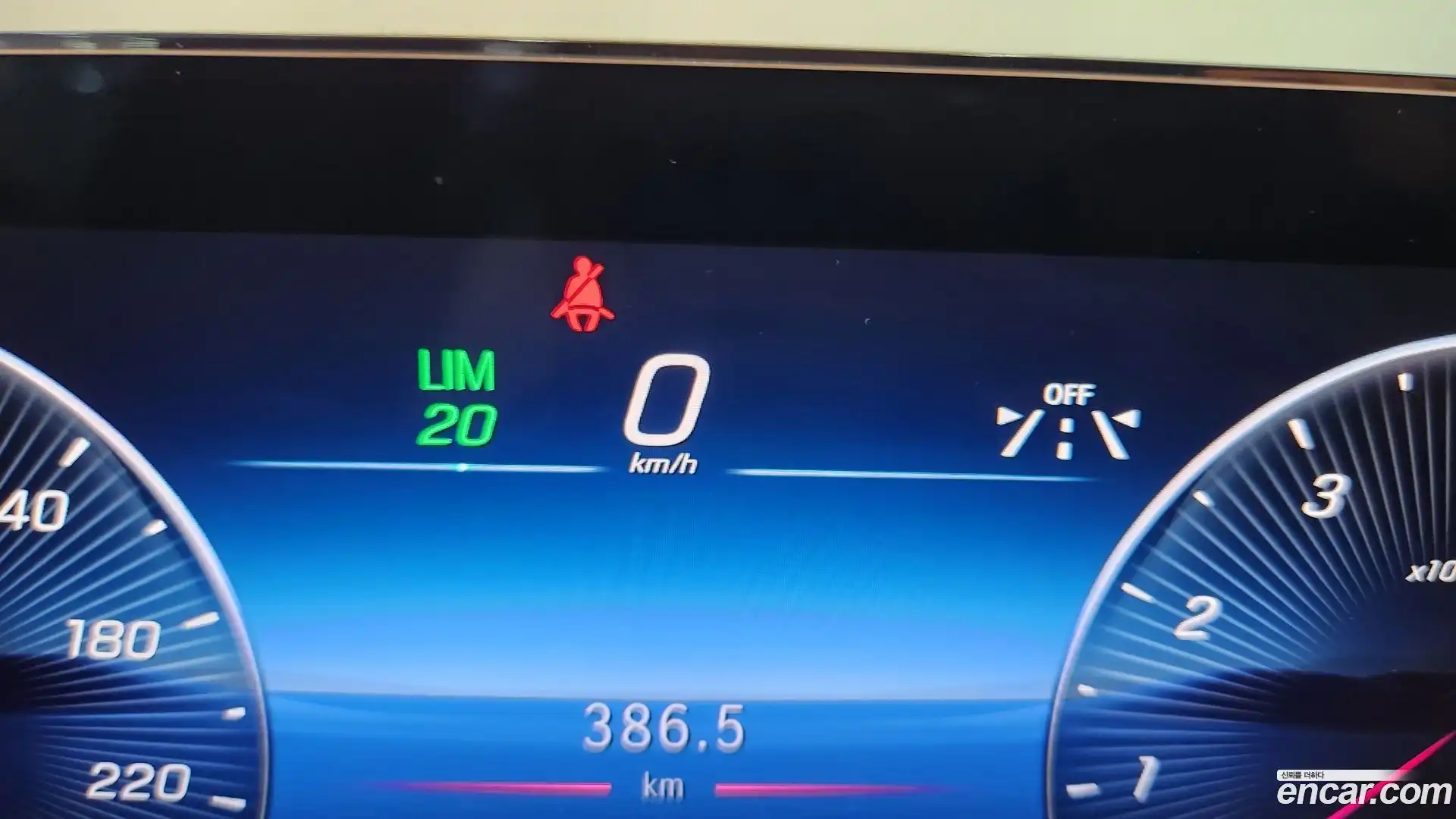 A-Class Mercedes-Benz 2024.10-OPTION-017