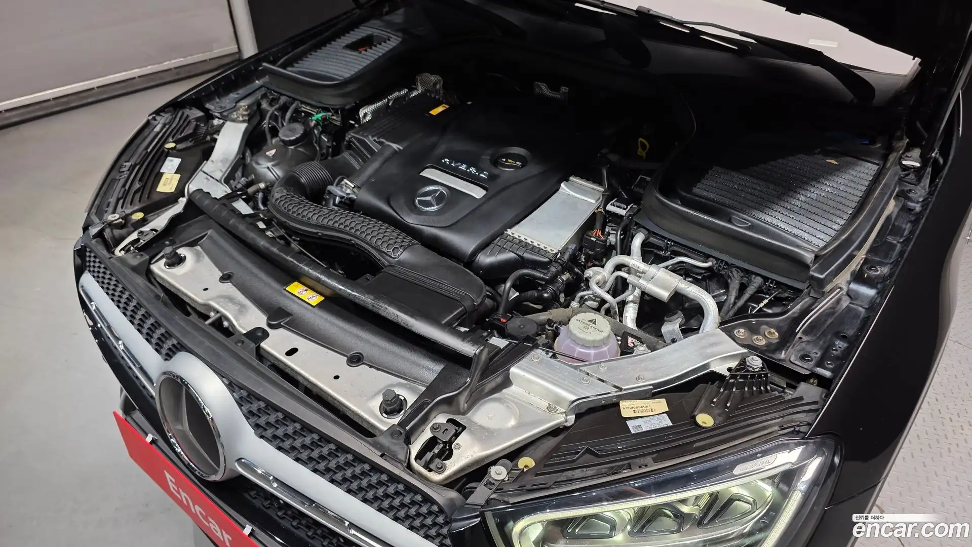 GLC-Class Mercedes-Benz 2021.8-OUTER-006