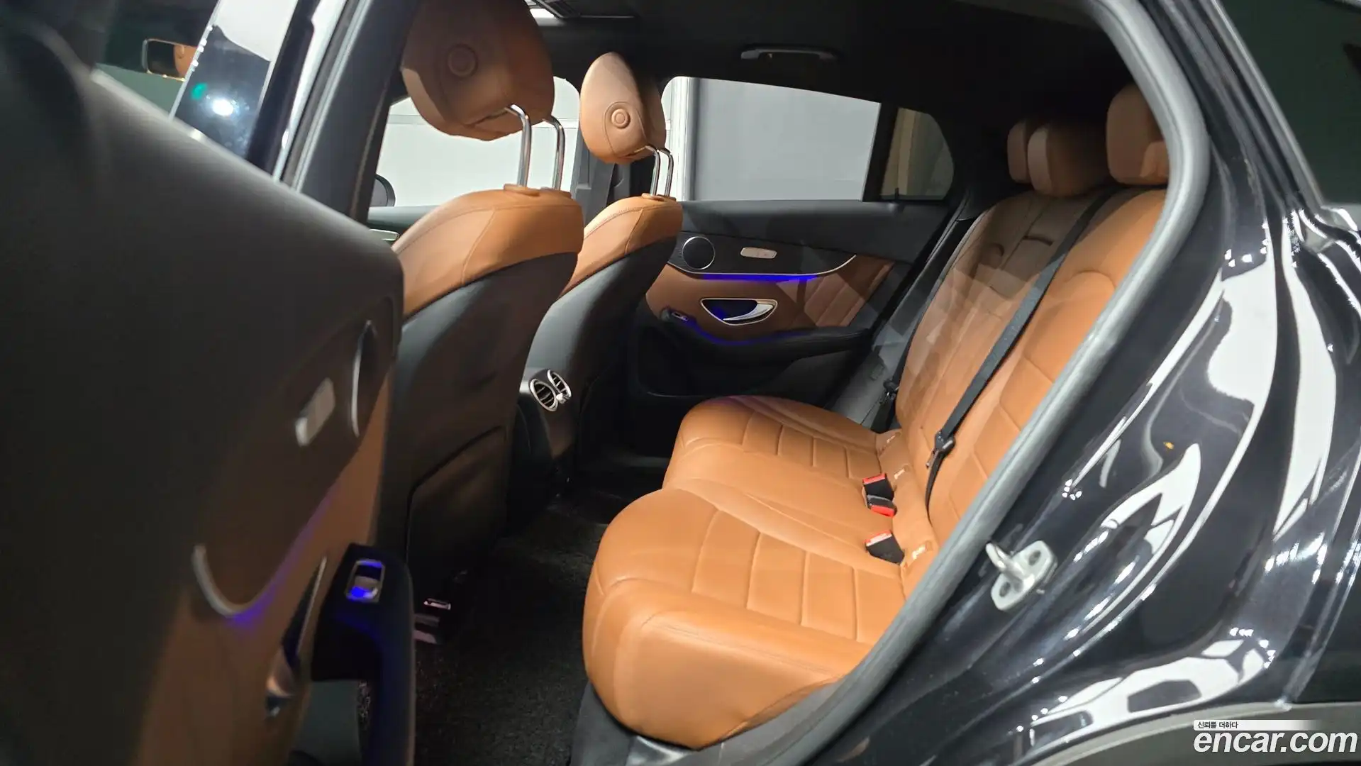 GLC-Class Mercedes-Benz 2021.8-OPTION-016