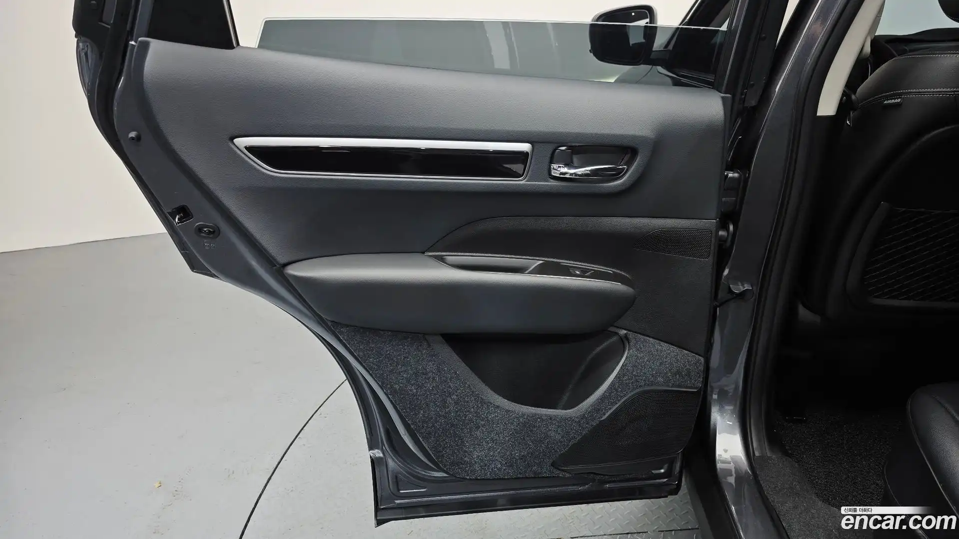 QM6 Renault Korea 2025.3-INNER-035