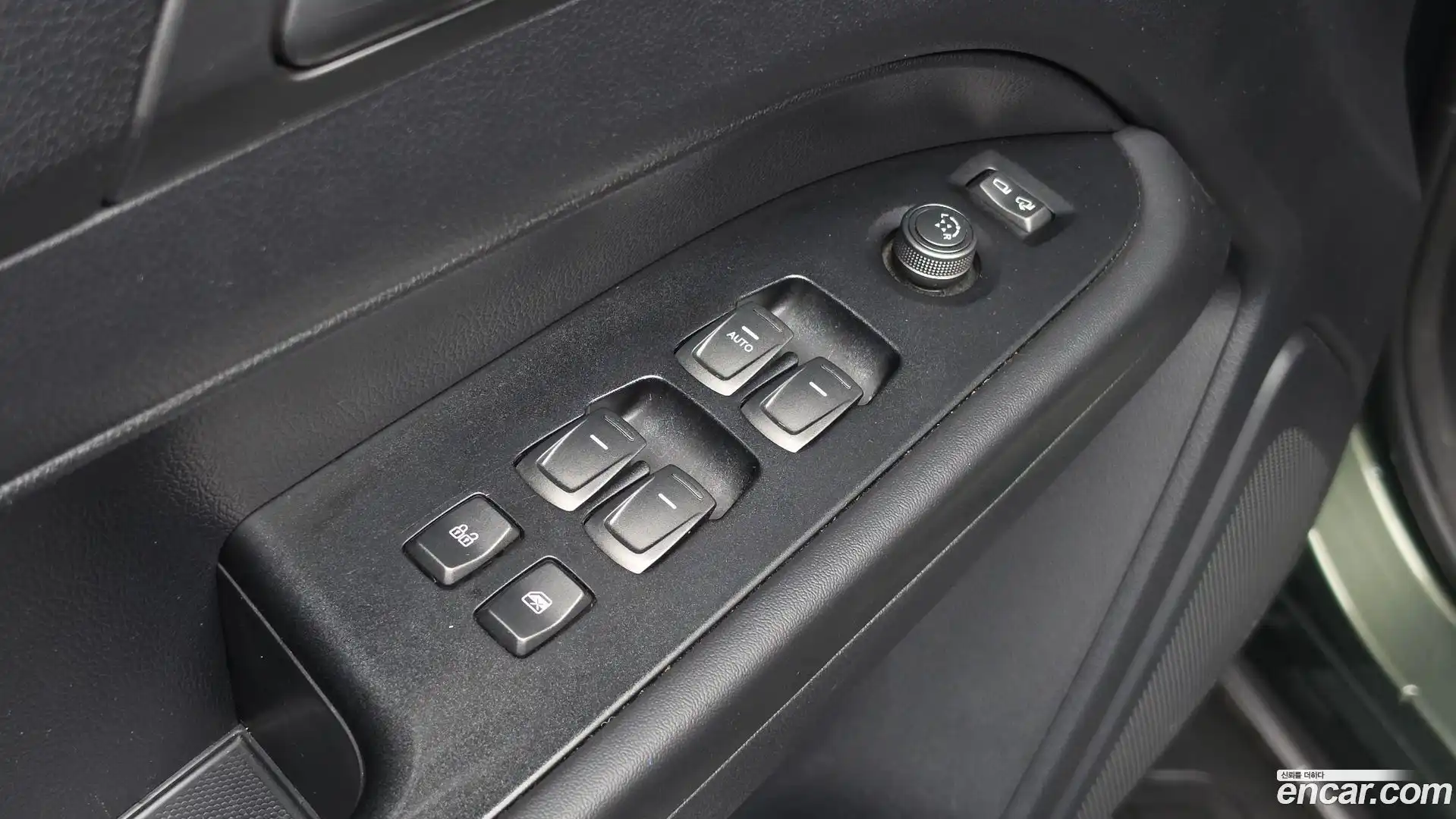 Rexton KG Mobility 2023.0-OPTION-021