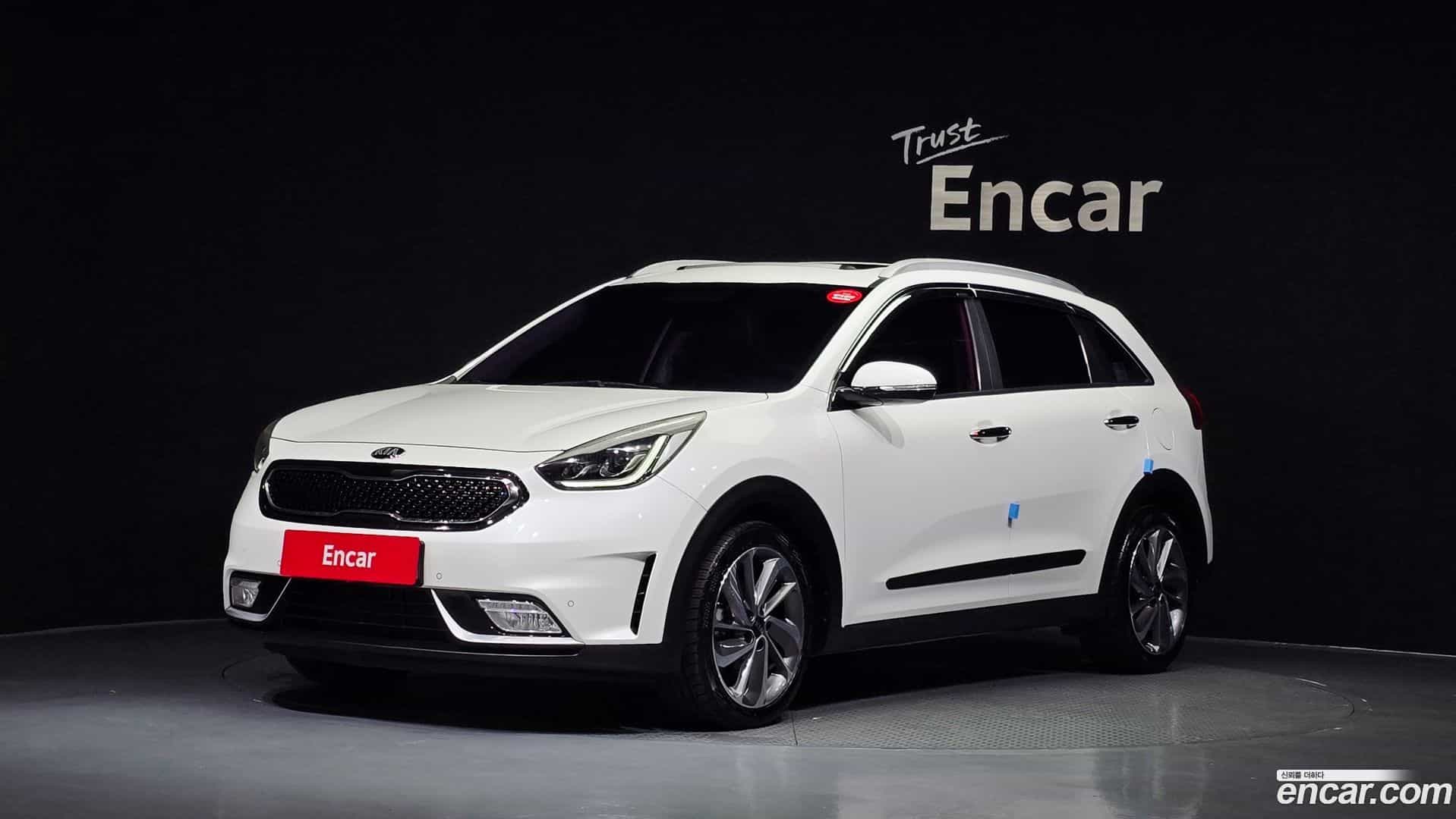Niro Kia 2017.5-OUTER-001