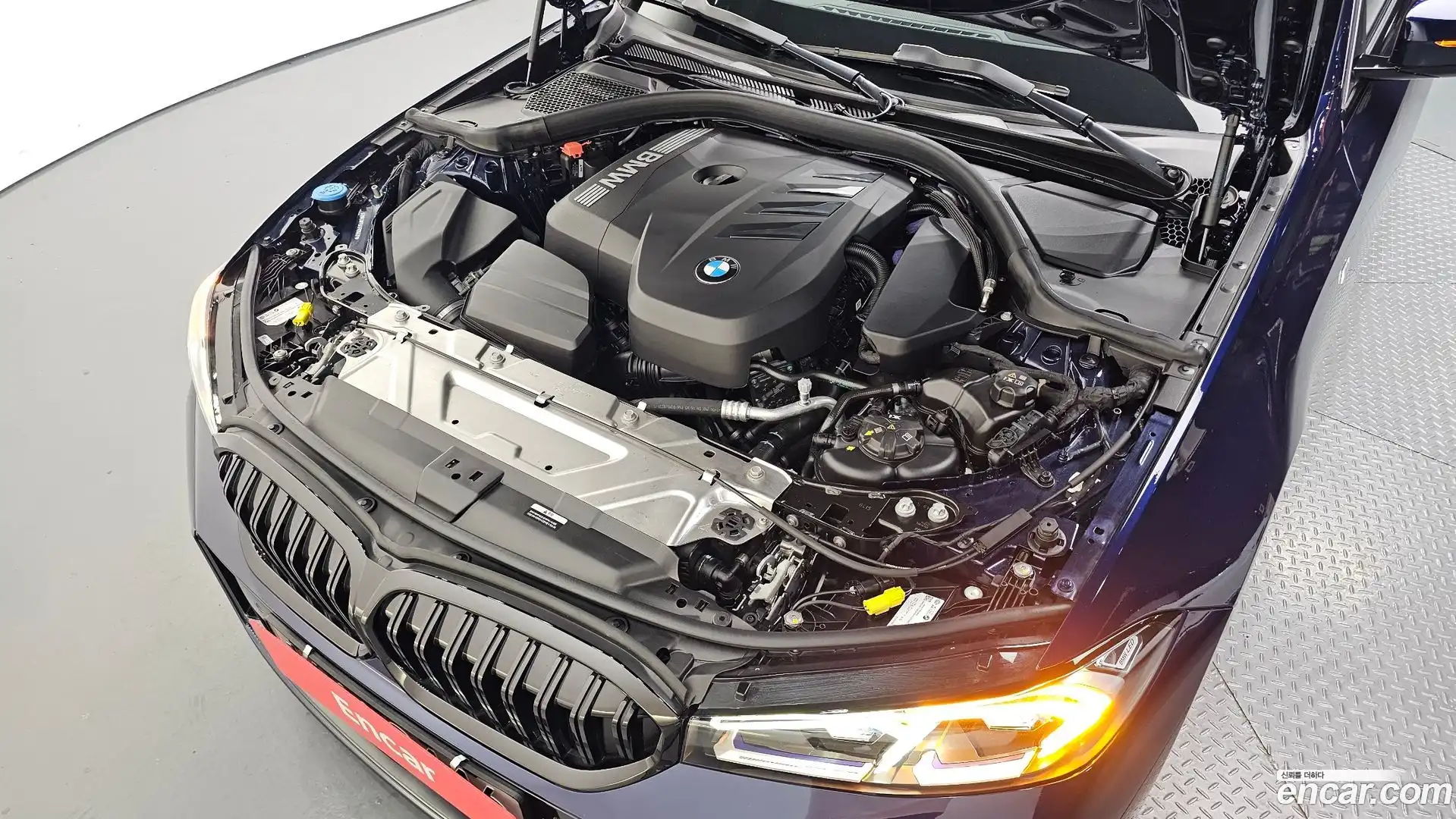 3-Series BMW 2025.8-OUTER-006