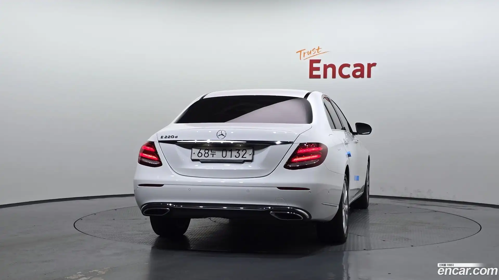E-Class Mercedes-Benz 2016.10-OUTER-004