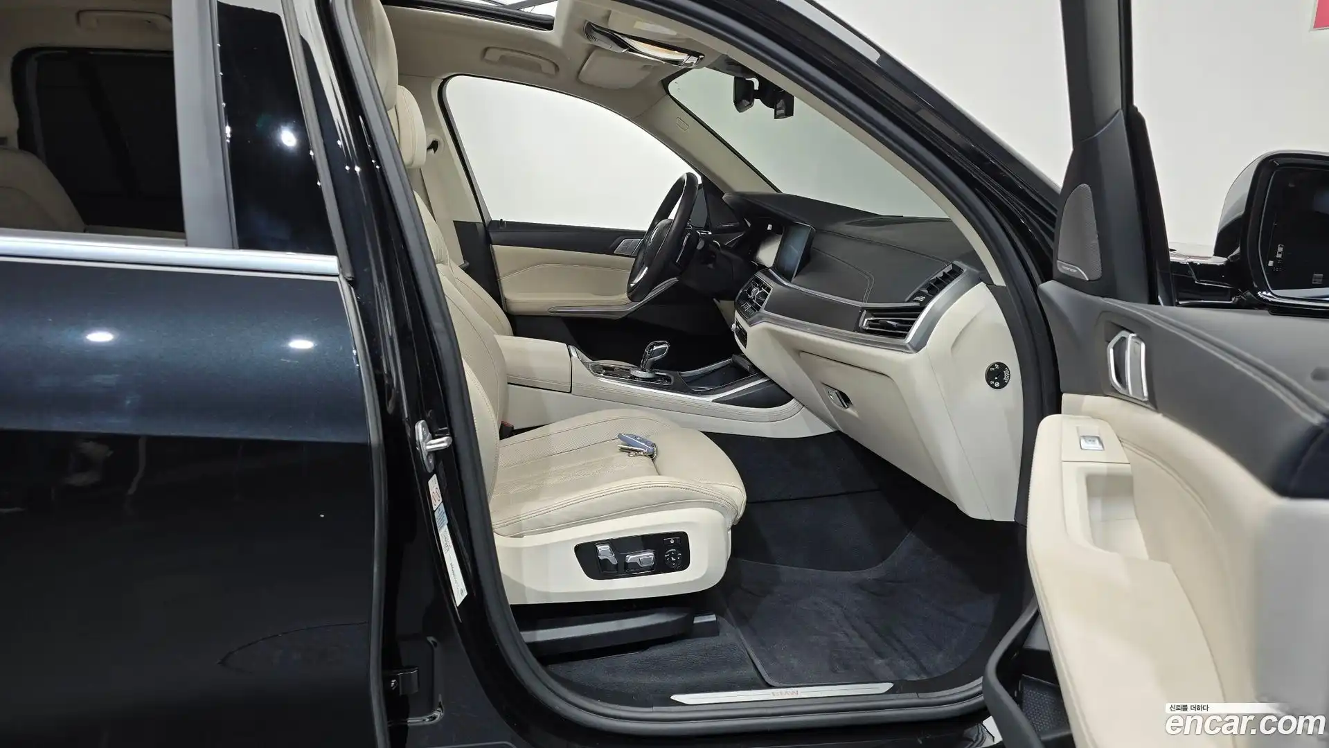 X7 BMW 2022.1-INNER-036