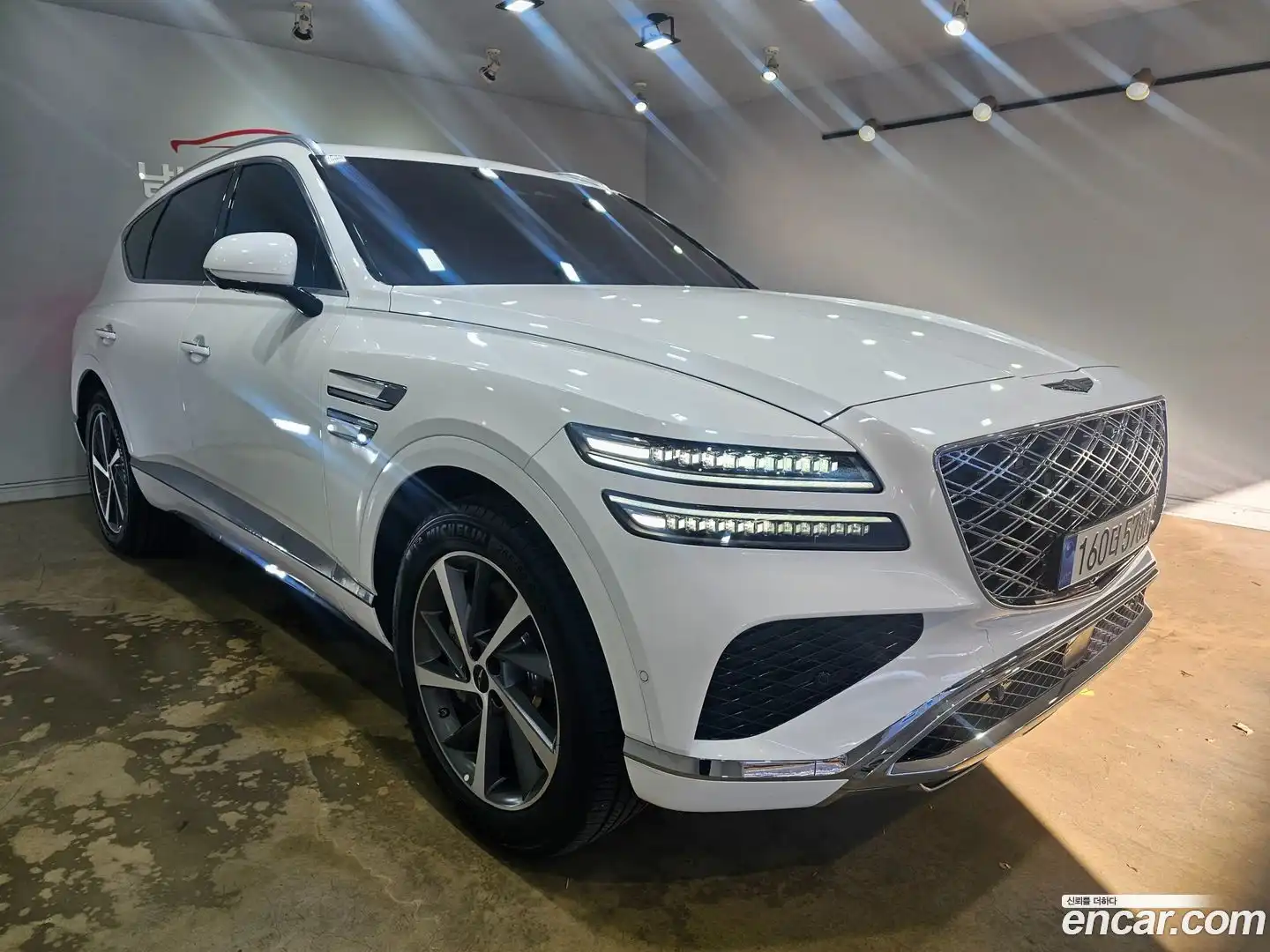 GV80 Genesis 2023.10-OUTER-003