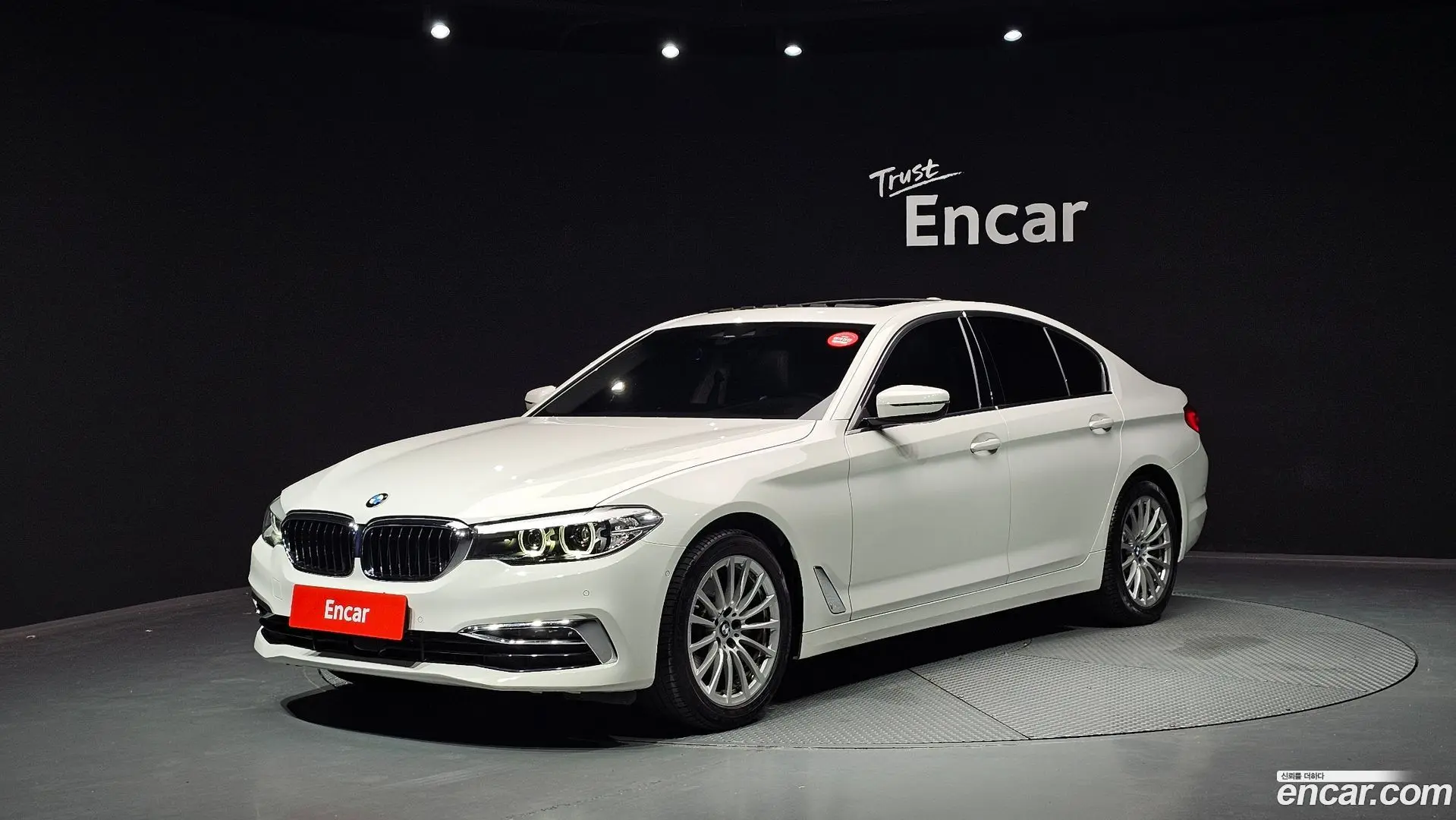 Main__Slider__Photo:5-Series BMW 2020.4-0