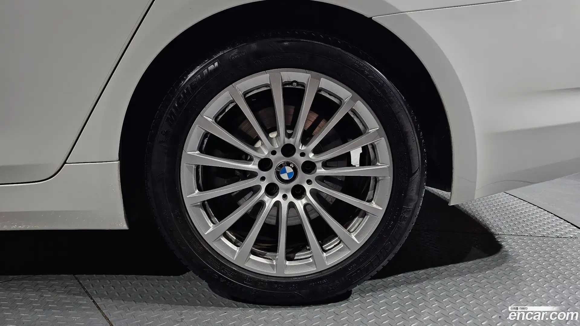 5-Series BMW 2020.4-OUTER-031