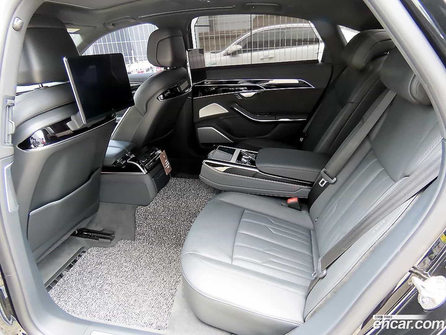 A8 Audi 2021.11-INNER-010