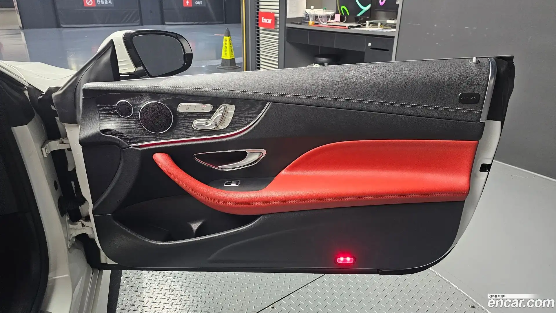 E-Class Mercedes-Benz 2018.11-INNER-035