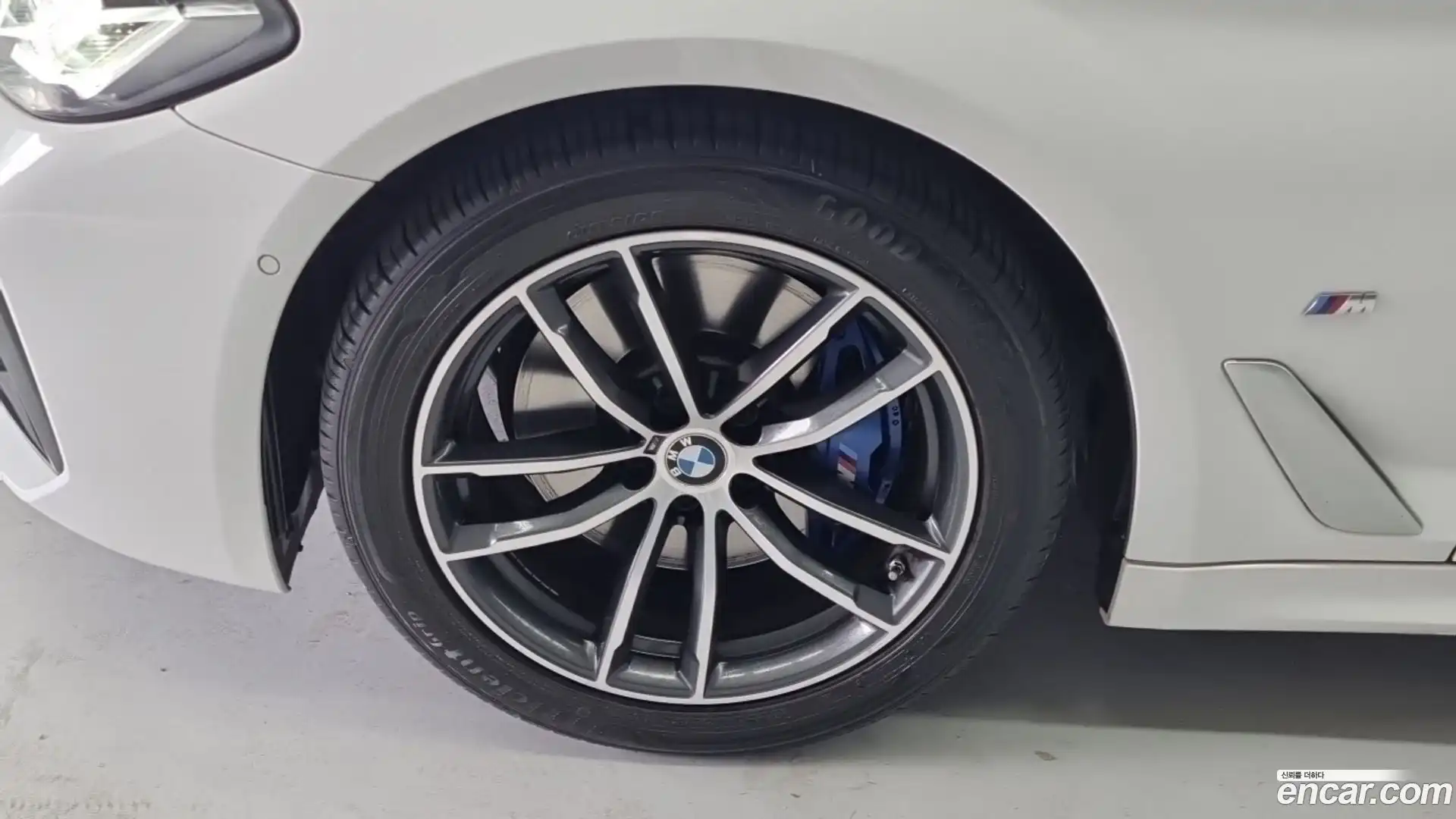 5-Series BMW 2022.7-OUTER-005