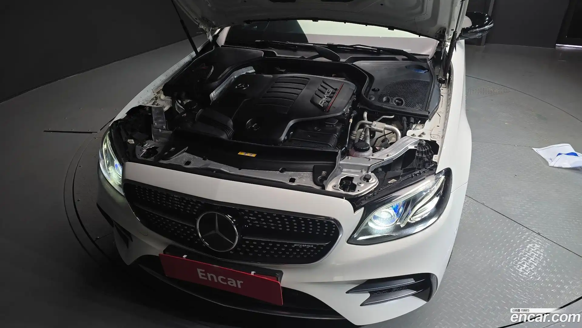 E-Class Mercedes-Benz 2019.11-OUTER-006